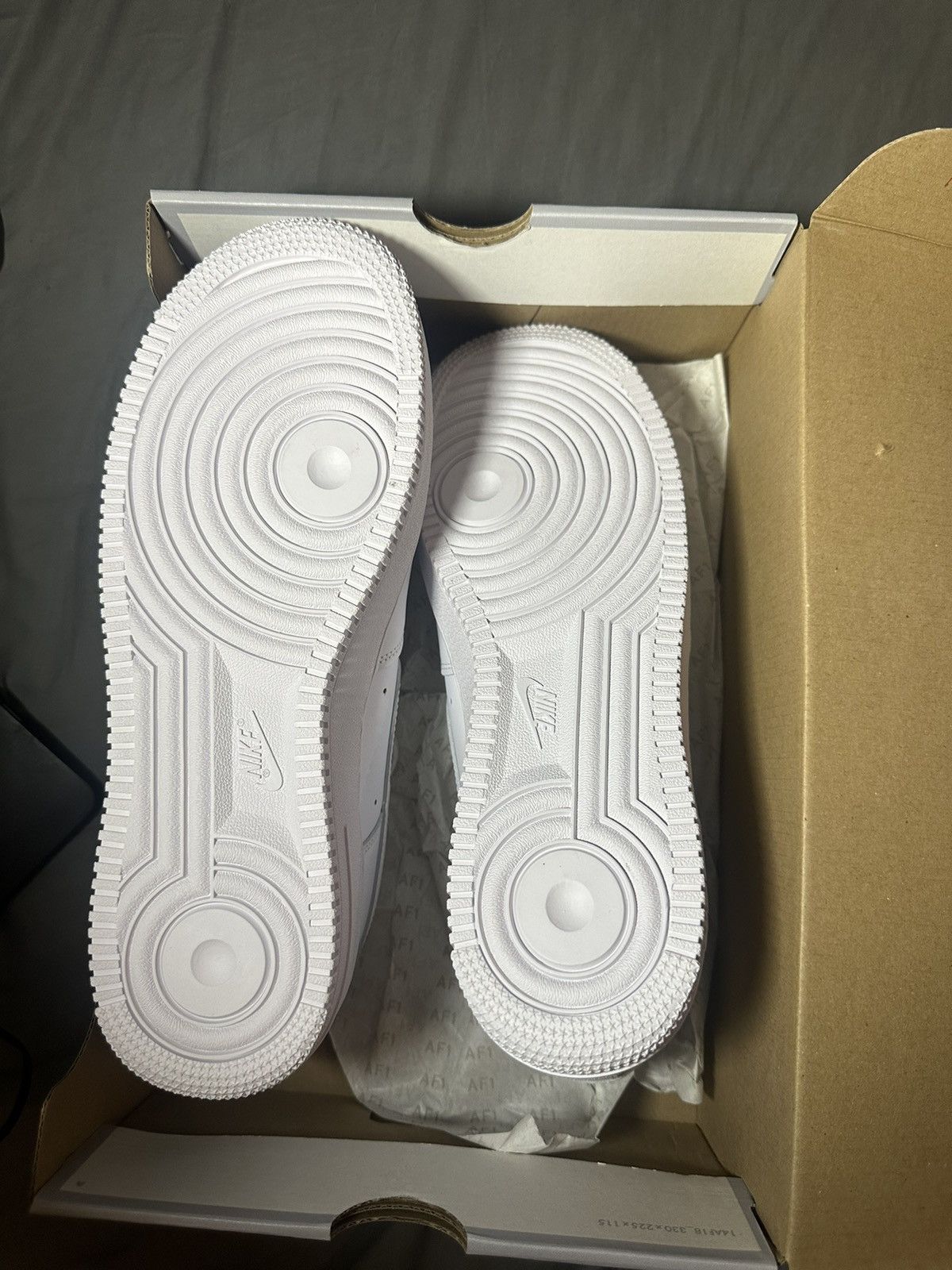 Nike Air Force 1 Size US 9.5 / EU 42-43 - 3 Thumbnail