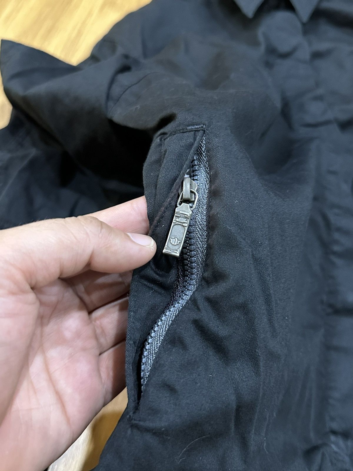 Maharishi AW01 Maharishi Liquid Cotton/7950 Zipper Pocket Button Size US XS / EU 42 / 0 - 5 Thumbnail