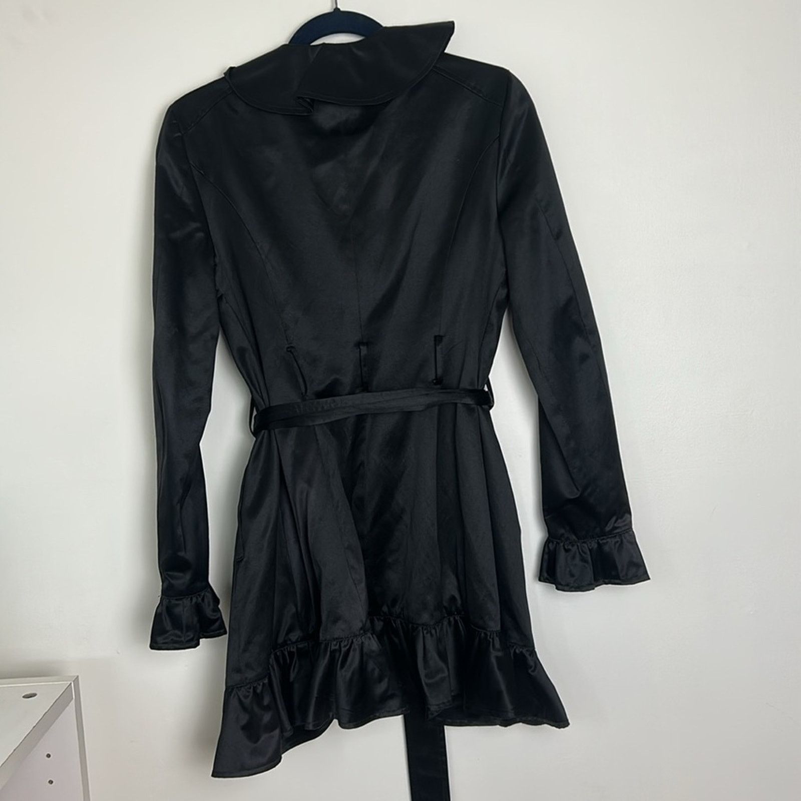 Bebe Vintage Bebe Y2K Satin Ruffle Coat Size S / US 4 / IT 40 - 2 Thumbnail
