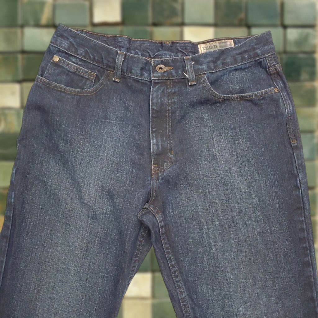 Izod Izod Jeans Mens 34x30 Blue Premium Straight Leg Dark Wash Denim Pants Jeans Straight Mens 34 Blue Dark Wash 5-Pocket Design Belt Loops Shirtable? Size US 34 / EU 50 - 1 Thumbnail