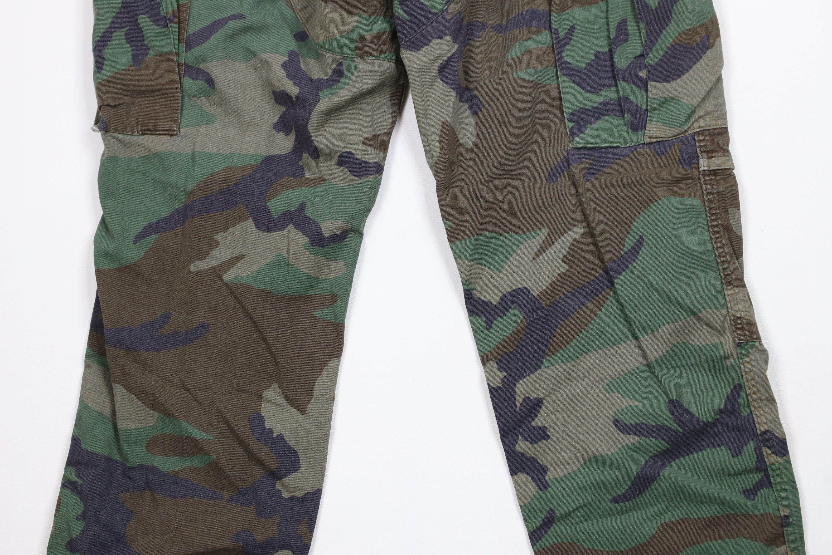 Vintage Vintage 90s Streetwear Button Fly Camouflage Cargo Pants Size US 30 / EU 46 - 12 Thumbnail