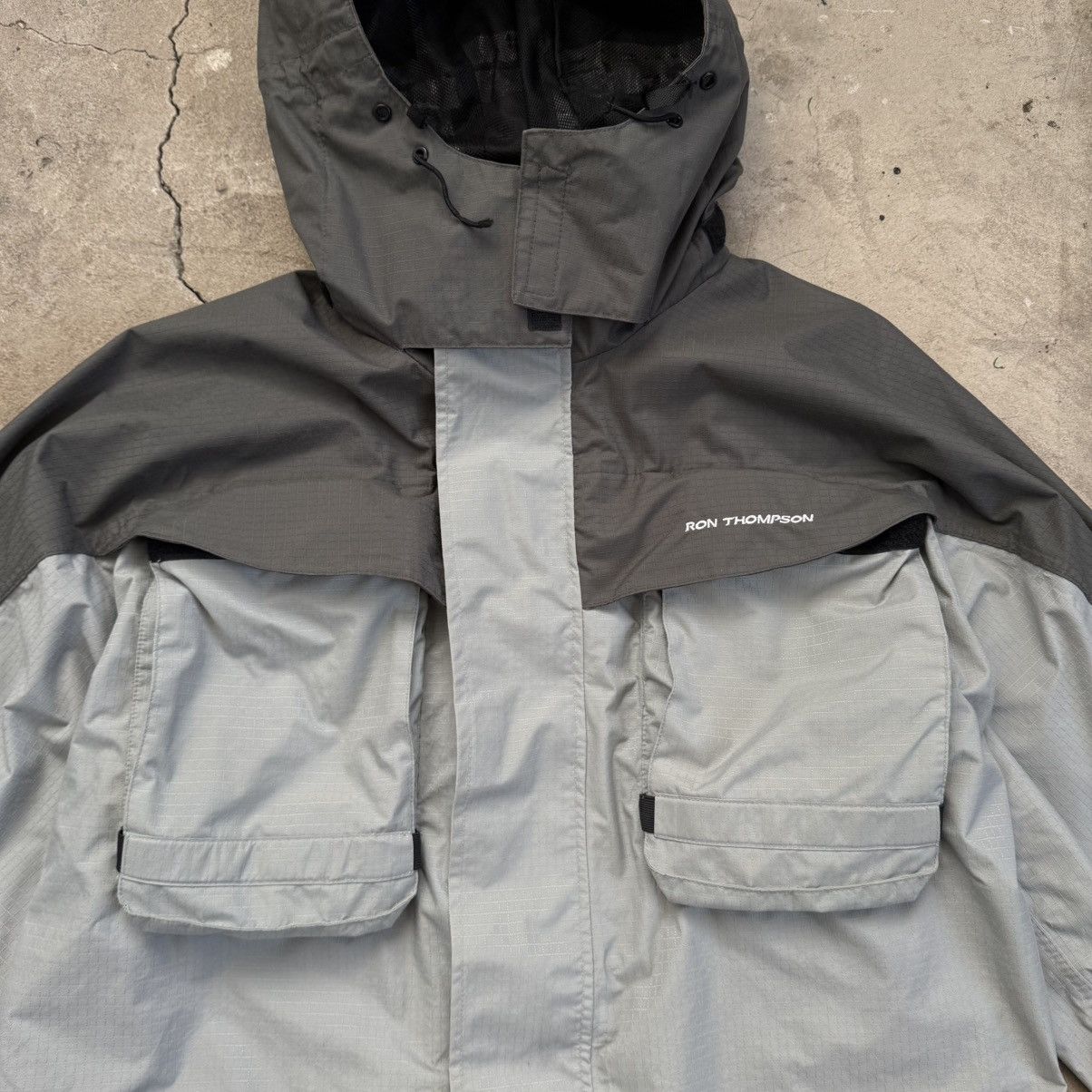 Japanese Brand Ron Thompson Fishing Cropped Multipocket Jacket Size US L / EU 52-54 / 3 - 3 Thumbnail