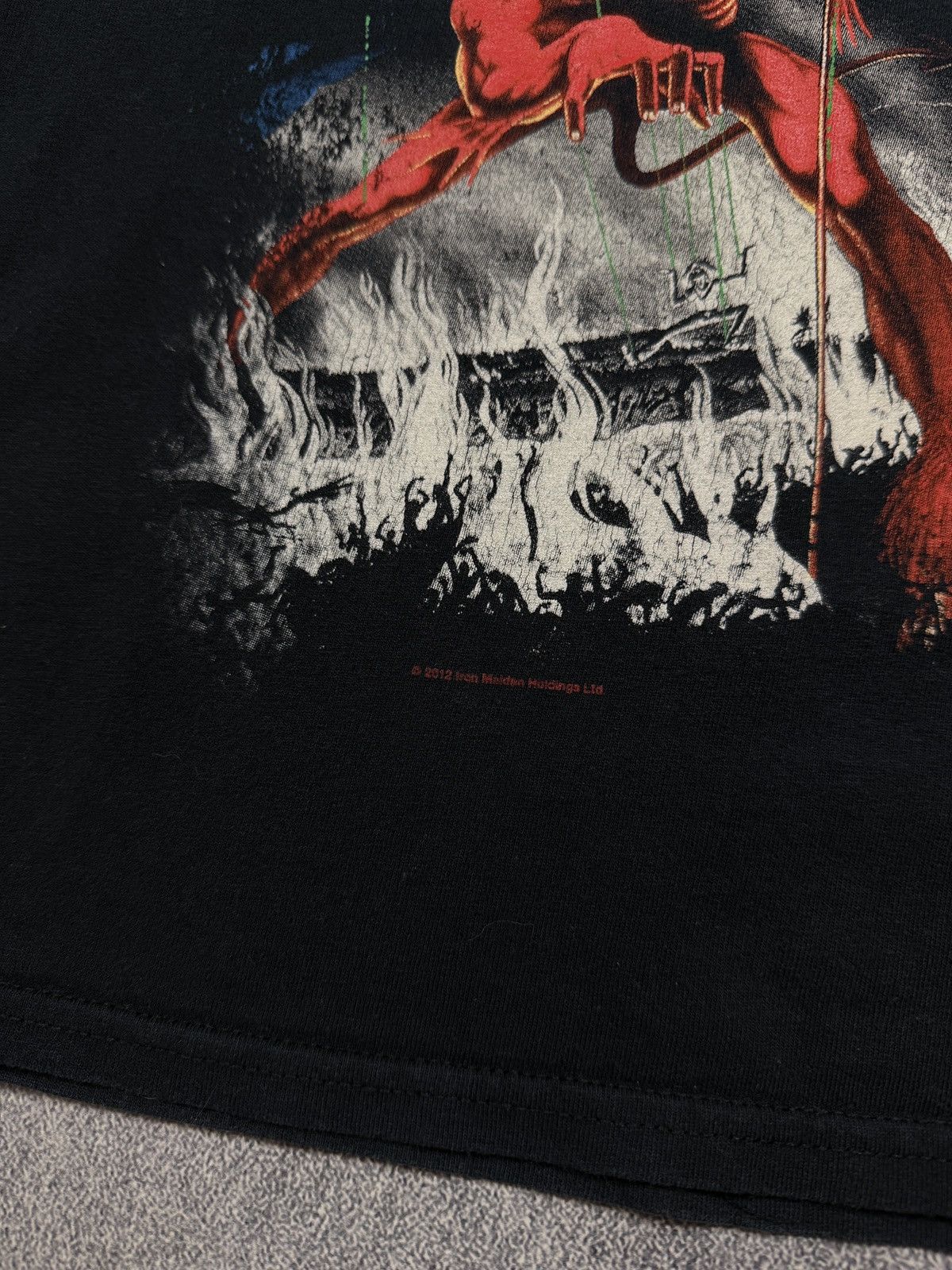 Band Tees 2000s Iron Maiden Tee vintage band tShirt horror Size US S / EU 44-46 / 1 - 2 Thumbnail