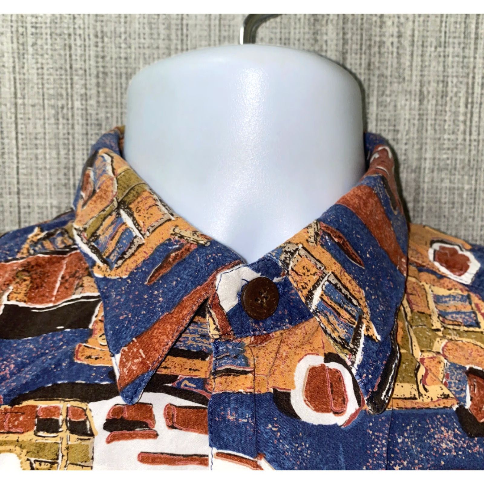 ALOHAS Kahala Mens Aloha Hawaiian Shirt Car Print 100% Rayon Size M Short Sleeve Button-Up Regular Mens Multicolor Size US M / EU 48-50 / 2 - 3 Thumbnail