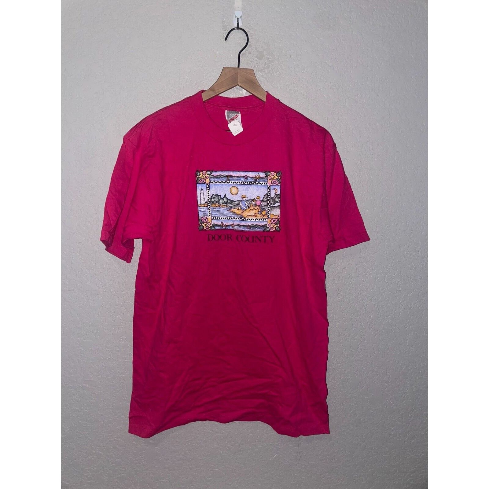Jerzees Vintage Door County Shirt Lake Lighthouse Pink VTG Tee 90s L Size US L / EU 52-54 / 3 - 1 Thumbnail