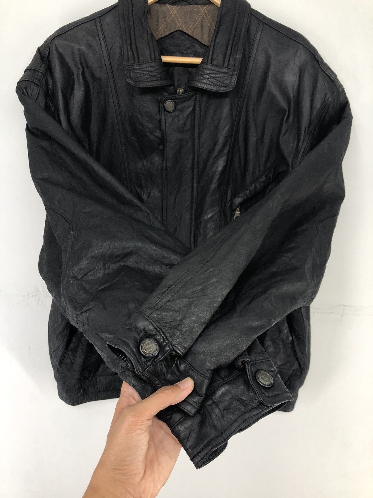 Genuine Leather Vintage C&A San Diego Cowhide Leather Bomber Jacket Size US L / EU 52-54 / 3 - 13 Thumbnail
