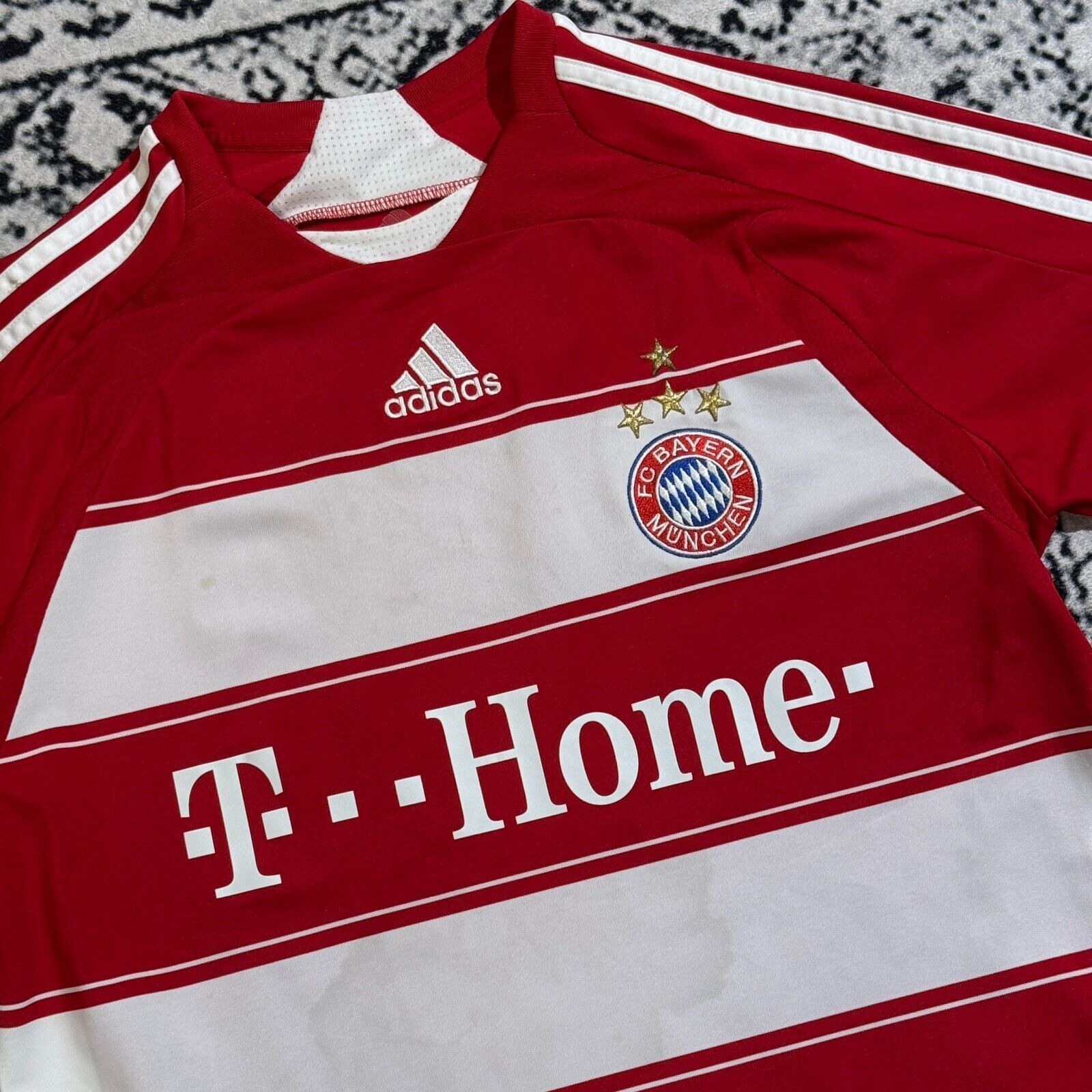 Adidas × Vintage Adidas Red White Polyester Jersey T-Shirt Size munchen Size US M / EU 48-50 / 2 - 10 Thumbnail
