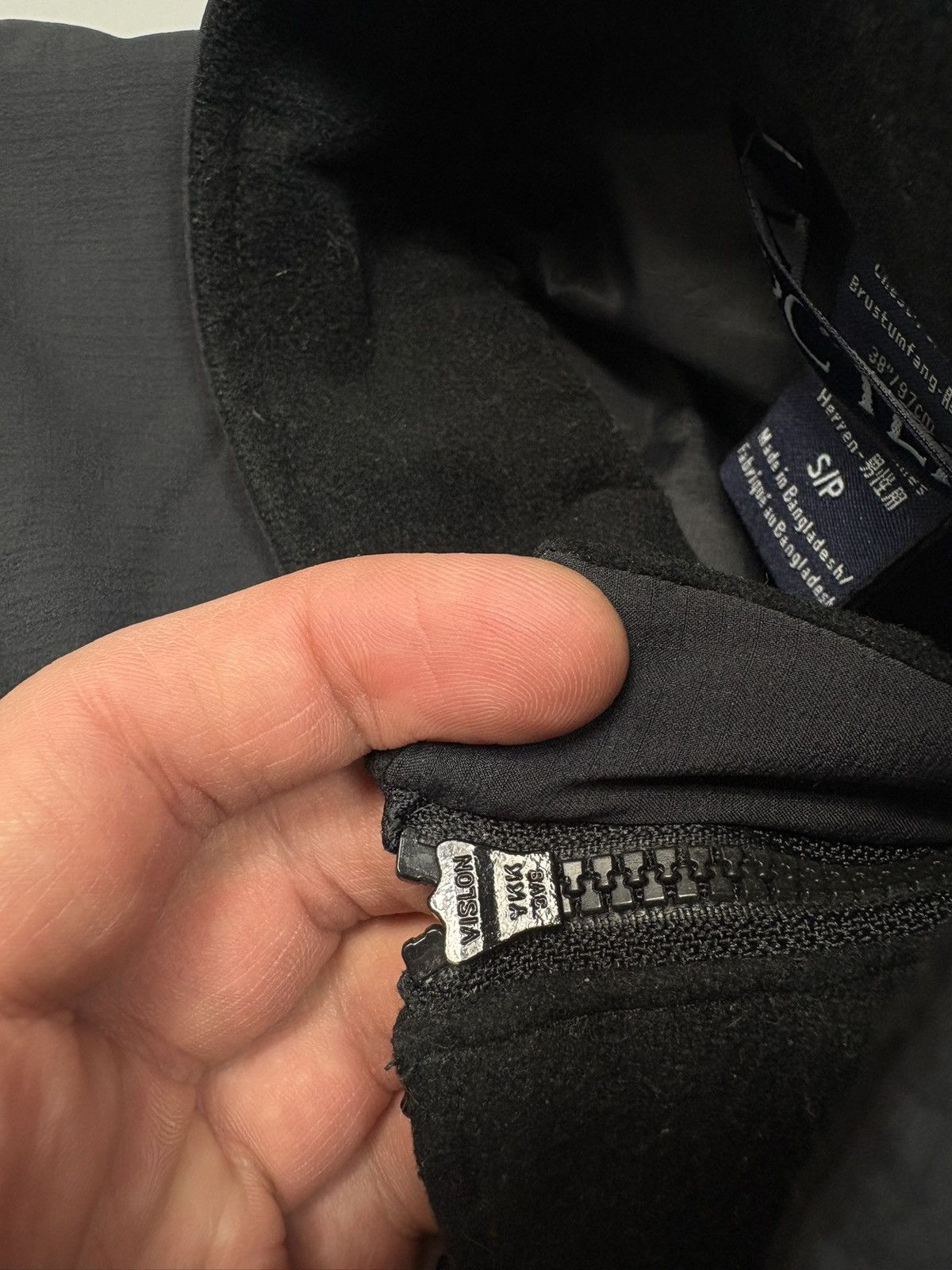 Arc'teryx Arc’teryx Atom LT Leaf Men's Outdoor Gorpcore Jacket Size US S / EU 44-46 / 1 - 14 Thumbnail
