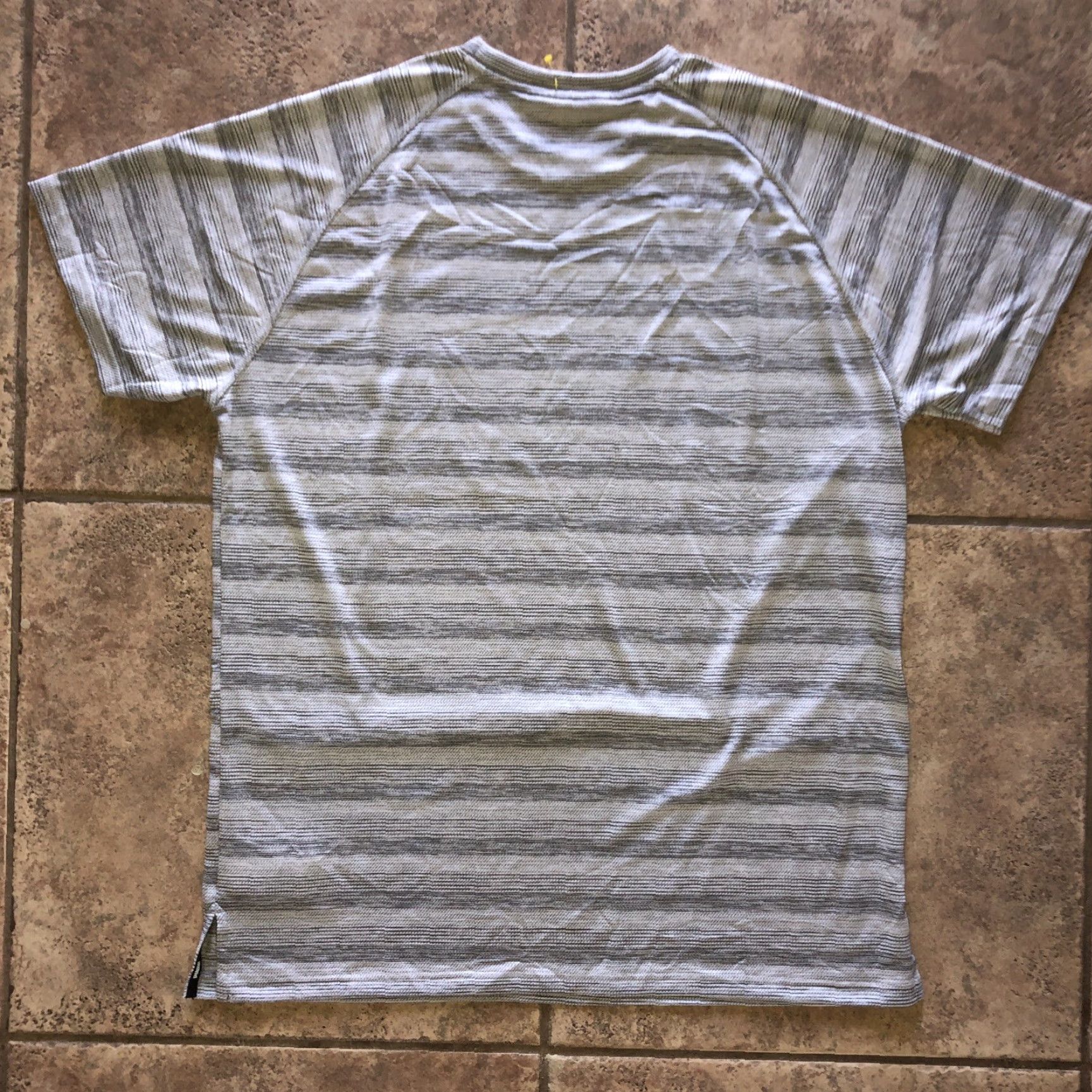 Puma PUMA Gray Athletic T-Shirt Mens XL Crew Neck Pullover Solid Regular Size Athletic Mens Shirt Size US XL / EU 56 / 4 - 4 Thumbnail
