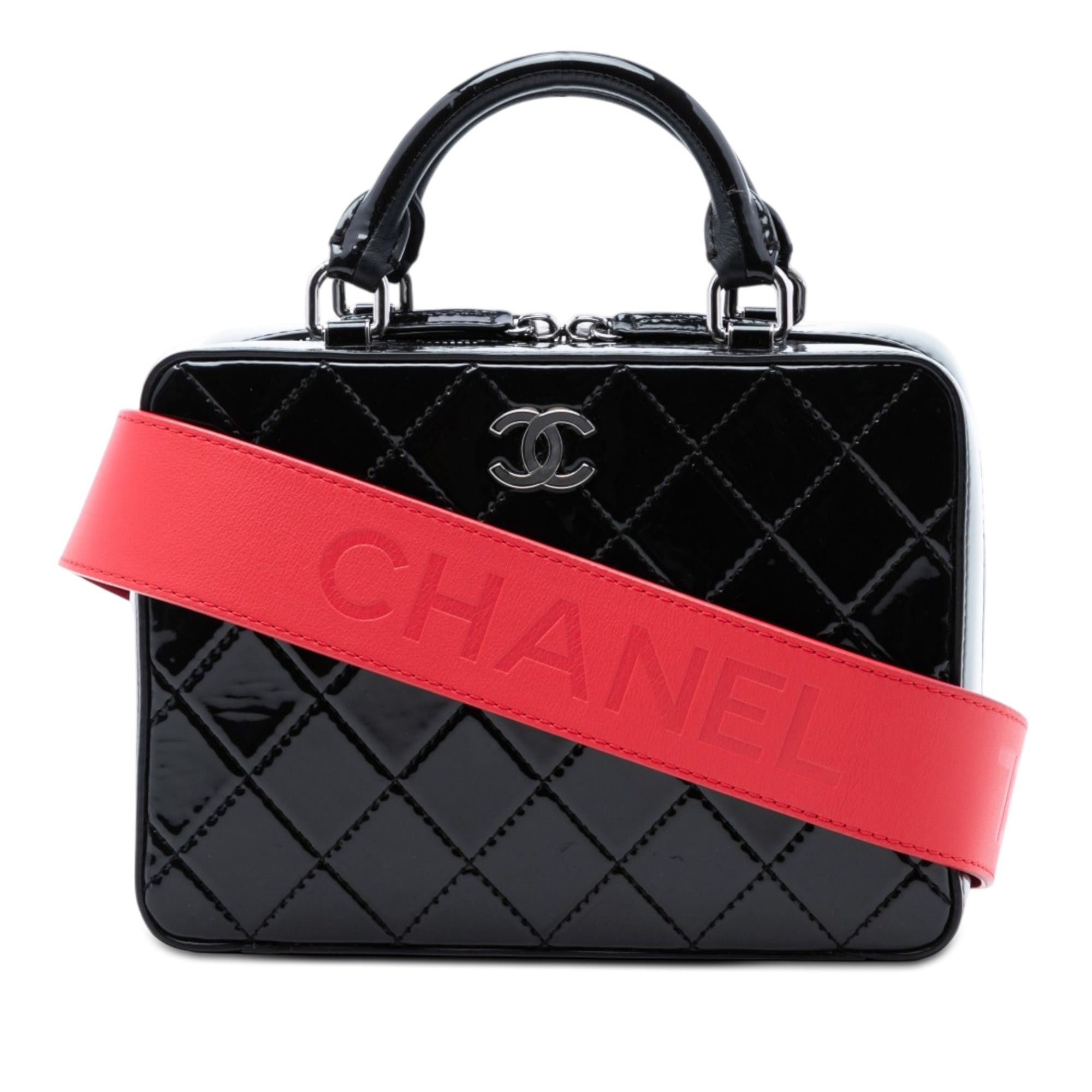 Chanel CC Quilted Patent Travel Kit Vanity Case Size ONE SIZE - 1 Thumbnail