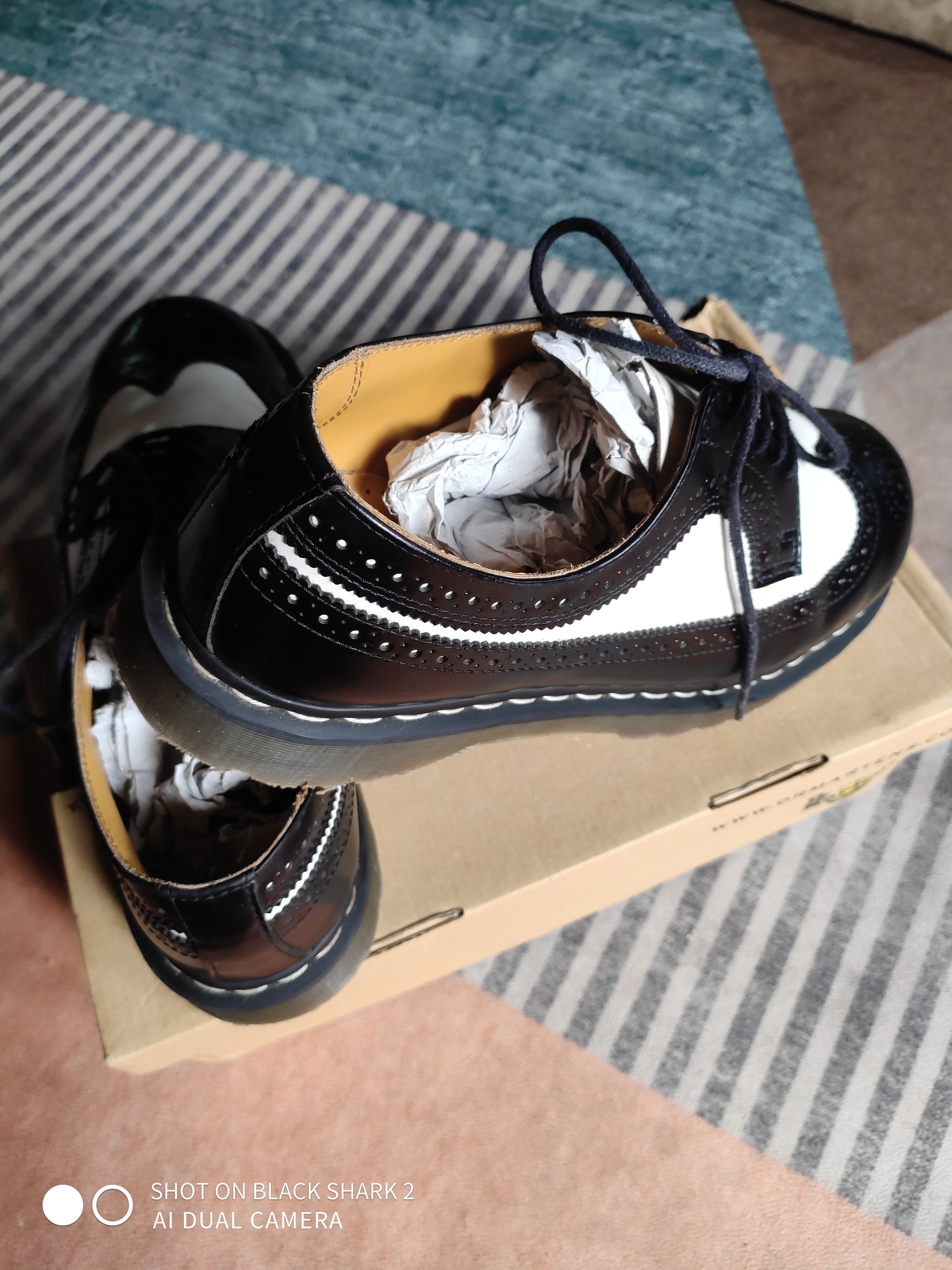 Dr. Martens Dr Martens black/white(two tone) made in vietnam Size US 12.5 / EU 45-46 - 2 Thumbnail