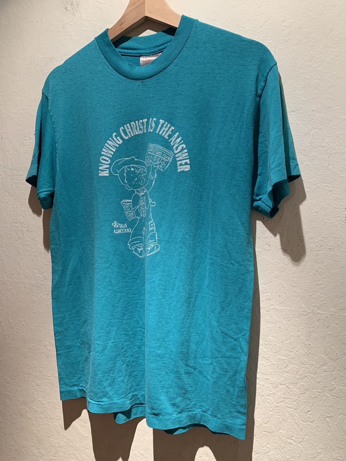image of Art Vintage Knowing Christ Is The Answer Jesus T-Shirt M in Teal/White, Men's (Size Medium)