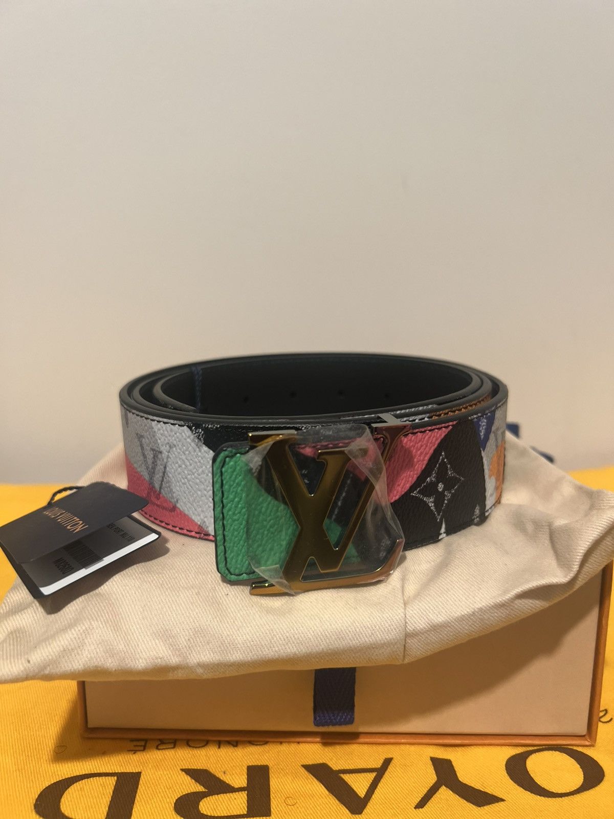 Louis Vuitton Louis Vuitton LV Kid Super Reversible Belt Size 44 - 2 Thumbnail