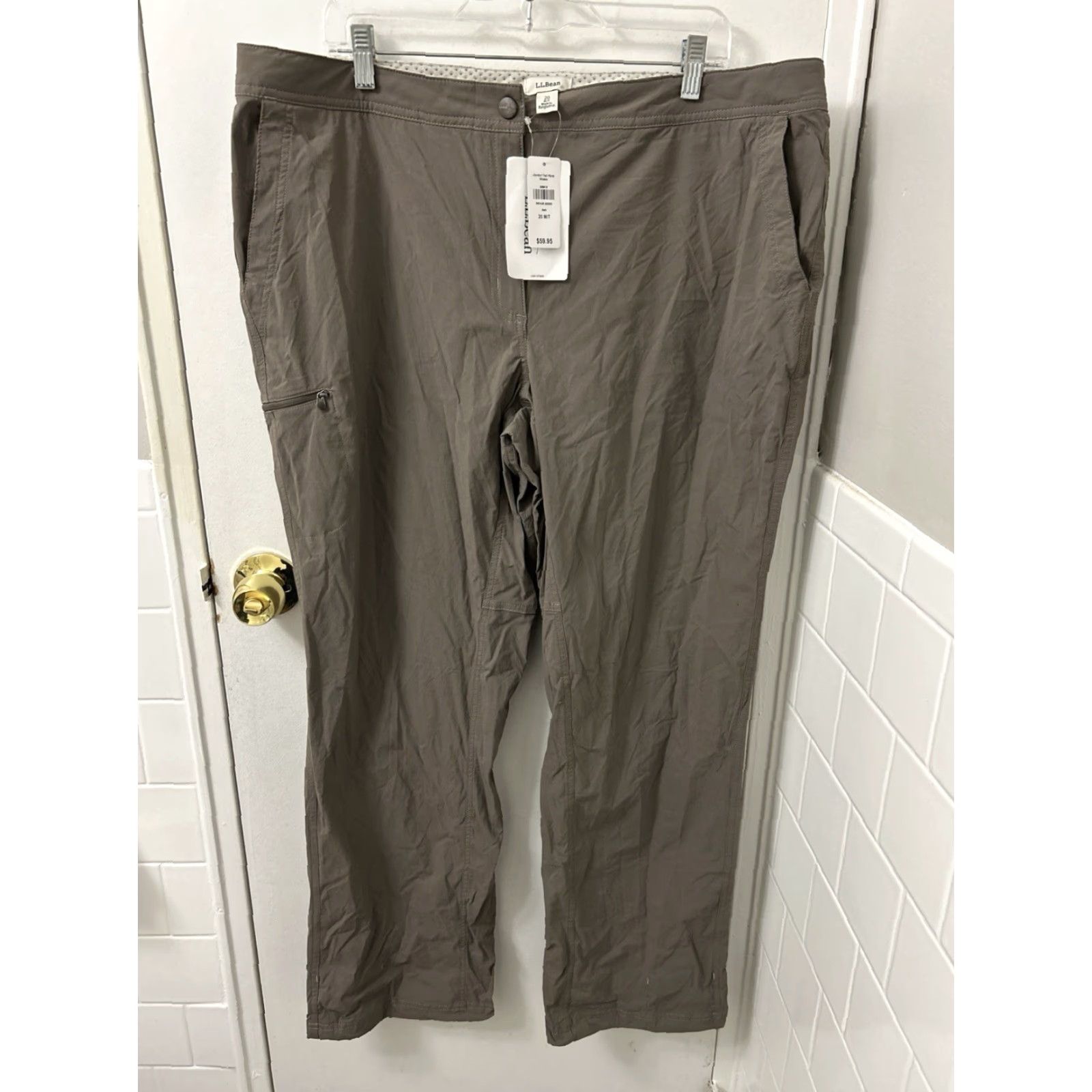Vintage LL Bean Comfort Trail Pants Womens Regular Size 20x32 Brown Nylon Spandex Stretch Pockets Travel Casual Workwear NWT Size 42" / US 20 - 2 Thumbnail