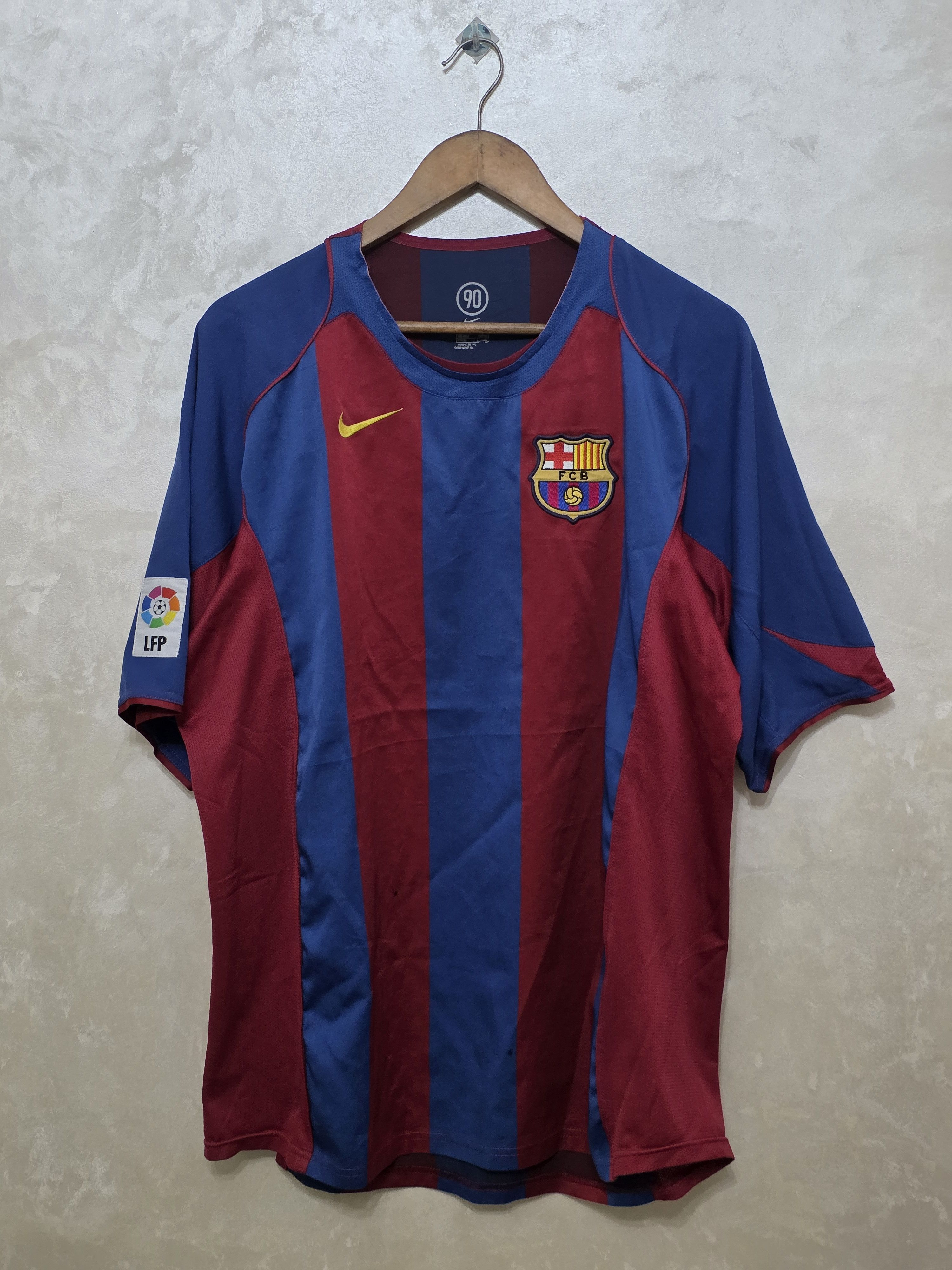 Nike FC Barcelona 2004/05 Home Football Shirt Nike Size XL Size US XL / EU 56 / 4 - 1 Thumbnail