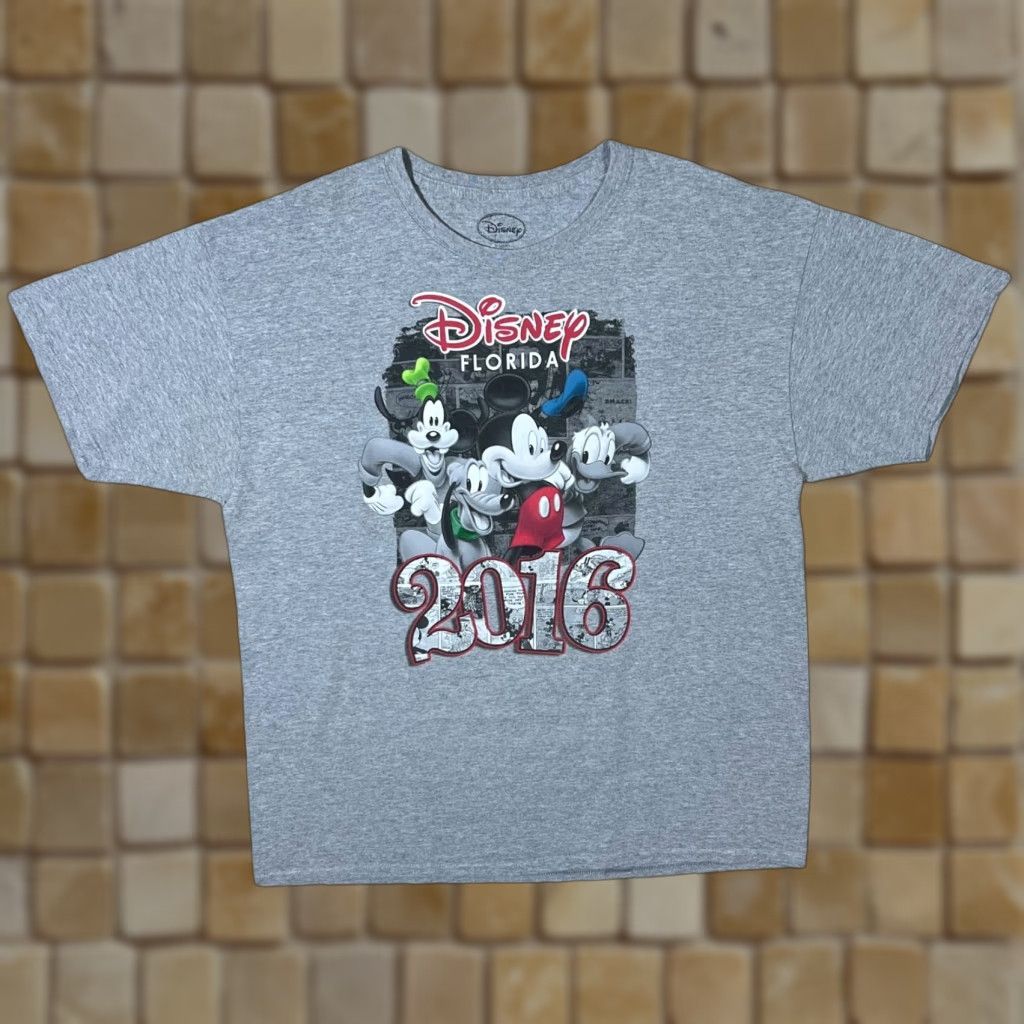 Disney Disney Florida (2016) Character Souvenir Graphic Logo Spellout Grey T-Shirt XL Men Size US XL / EU 56 / 4 - 1 Thumbnail