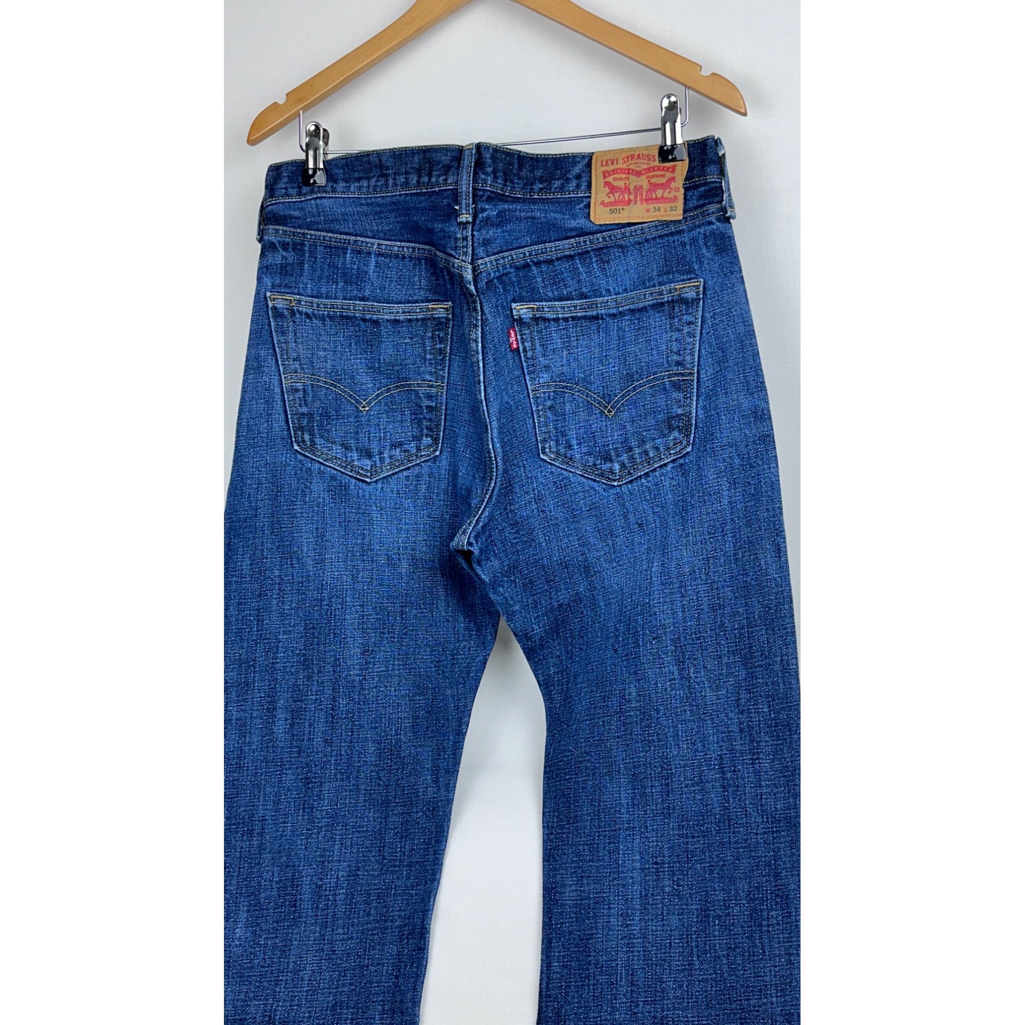 Levi's Levis 501 Jeans Mens W34 L32 Original Blue Denim Straight Fi Size US 34 / EU 50 - 10 Thumbnail