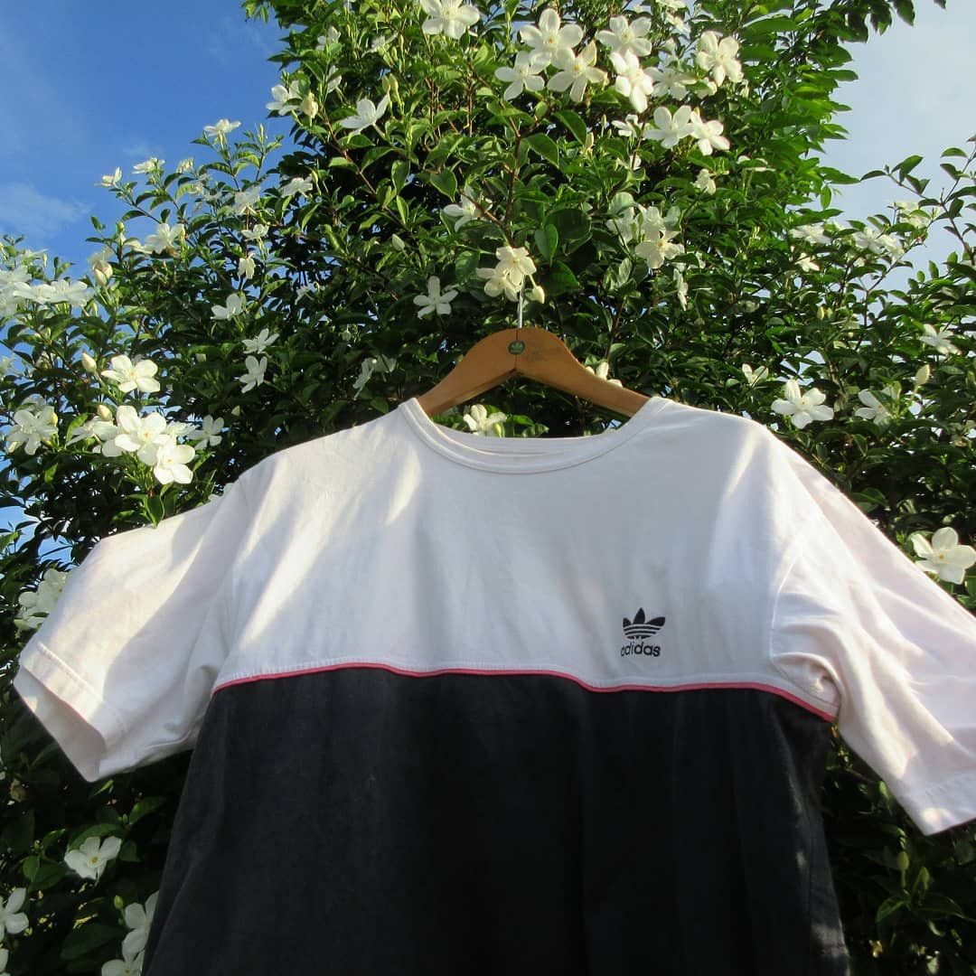 Adidas Adidas Originals Iconic T Shirt Big Logo backprint Two Tone Size US L / EU 52-54 / 3 - 3 Thumbnail