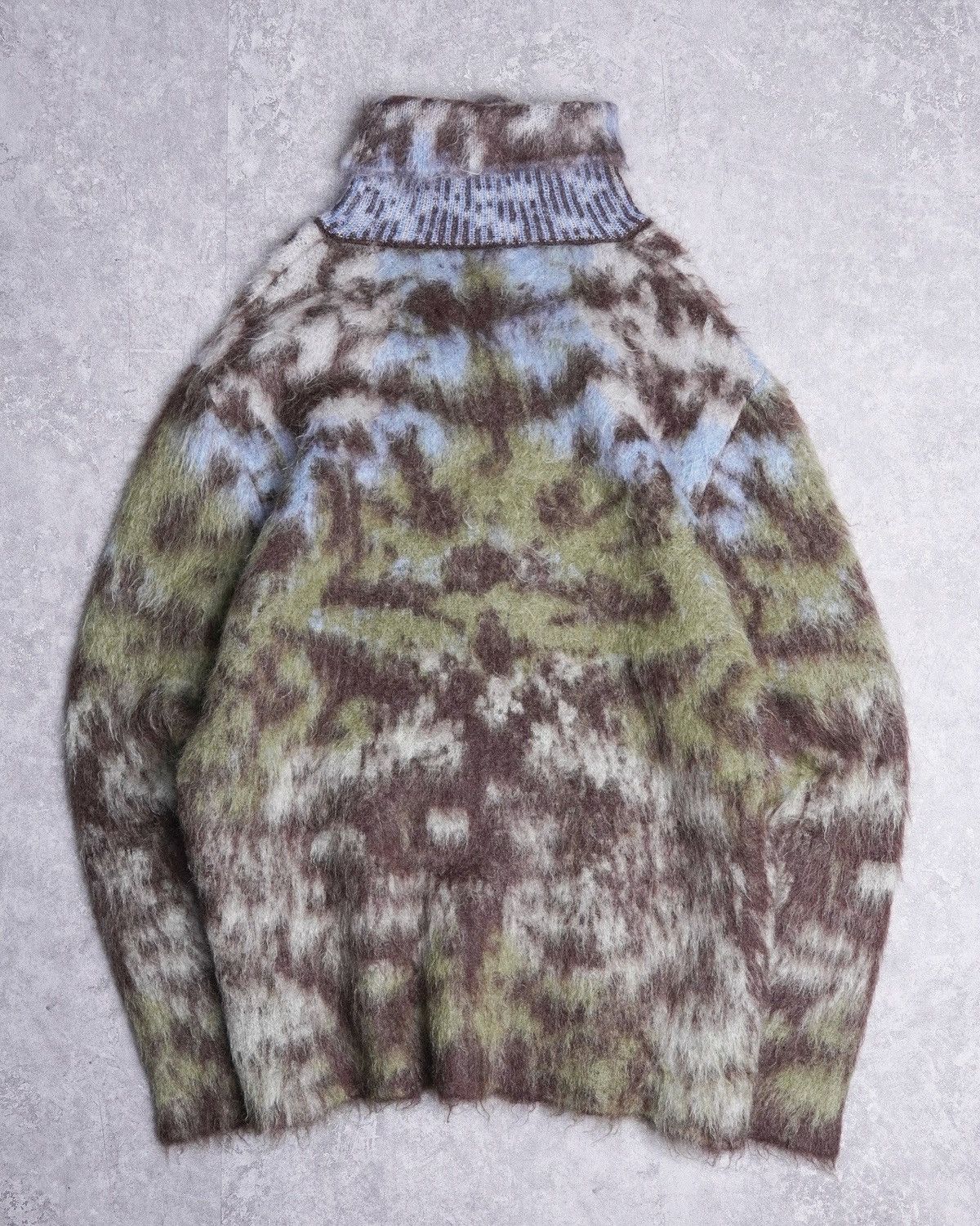 Louis Vuitton FW19 Camouflage Mohair Turtleneck Sweater Size US XL / EU 56 / 4 - 2 Thumbnail