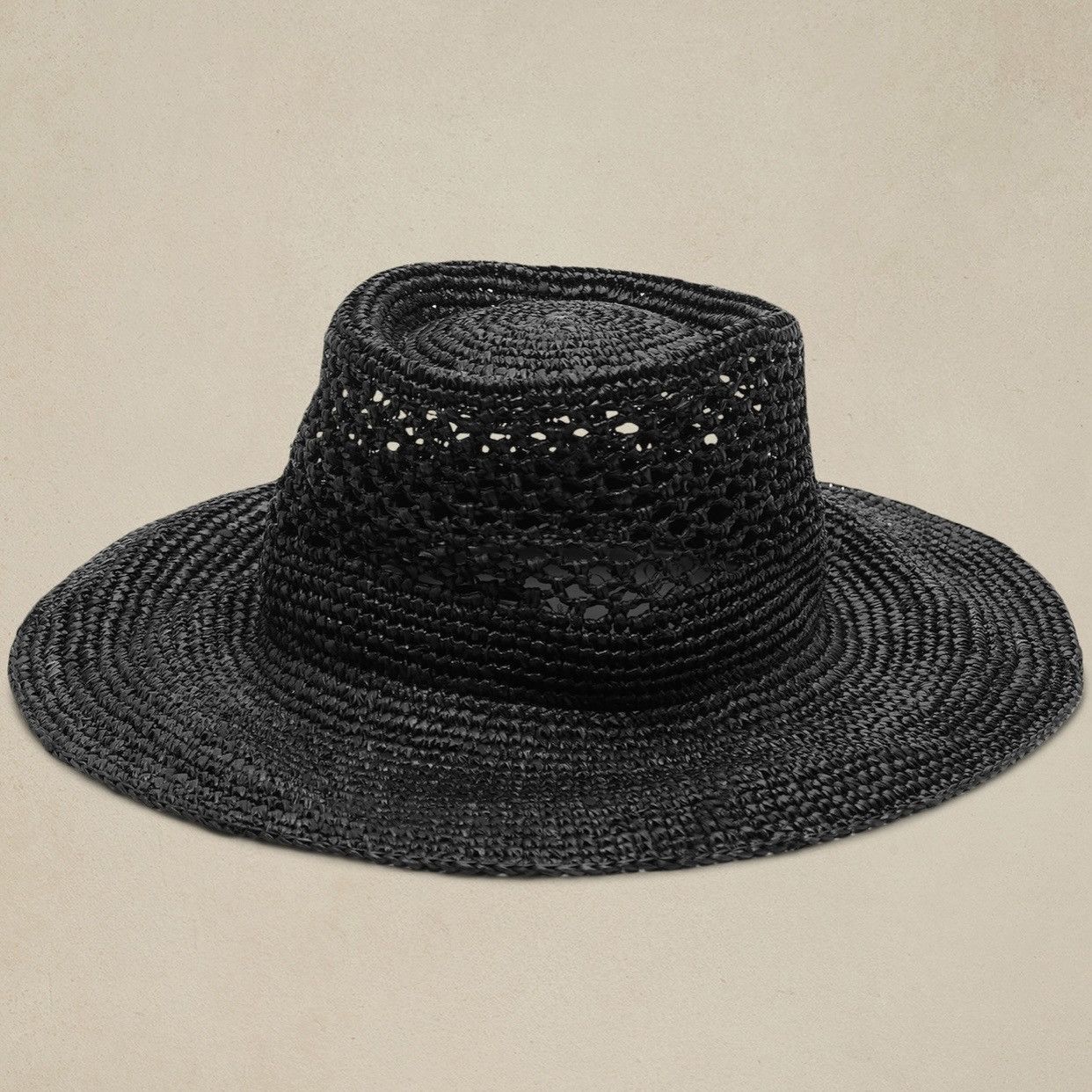 Banana republic crochet big rim hat