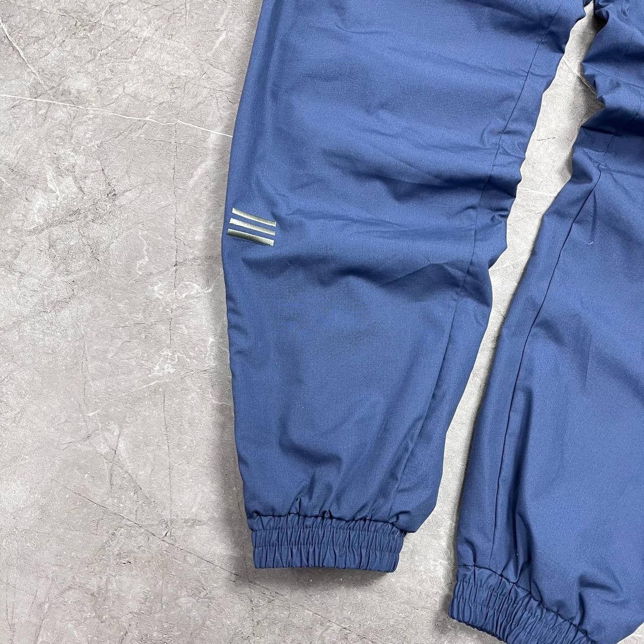 Vintage Vintage Adidas Baggy Trackpants Mens Size US 33 - 3 Thumbnail