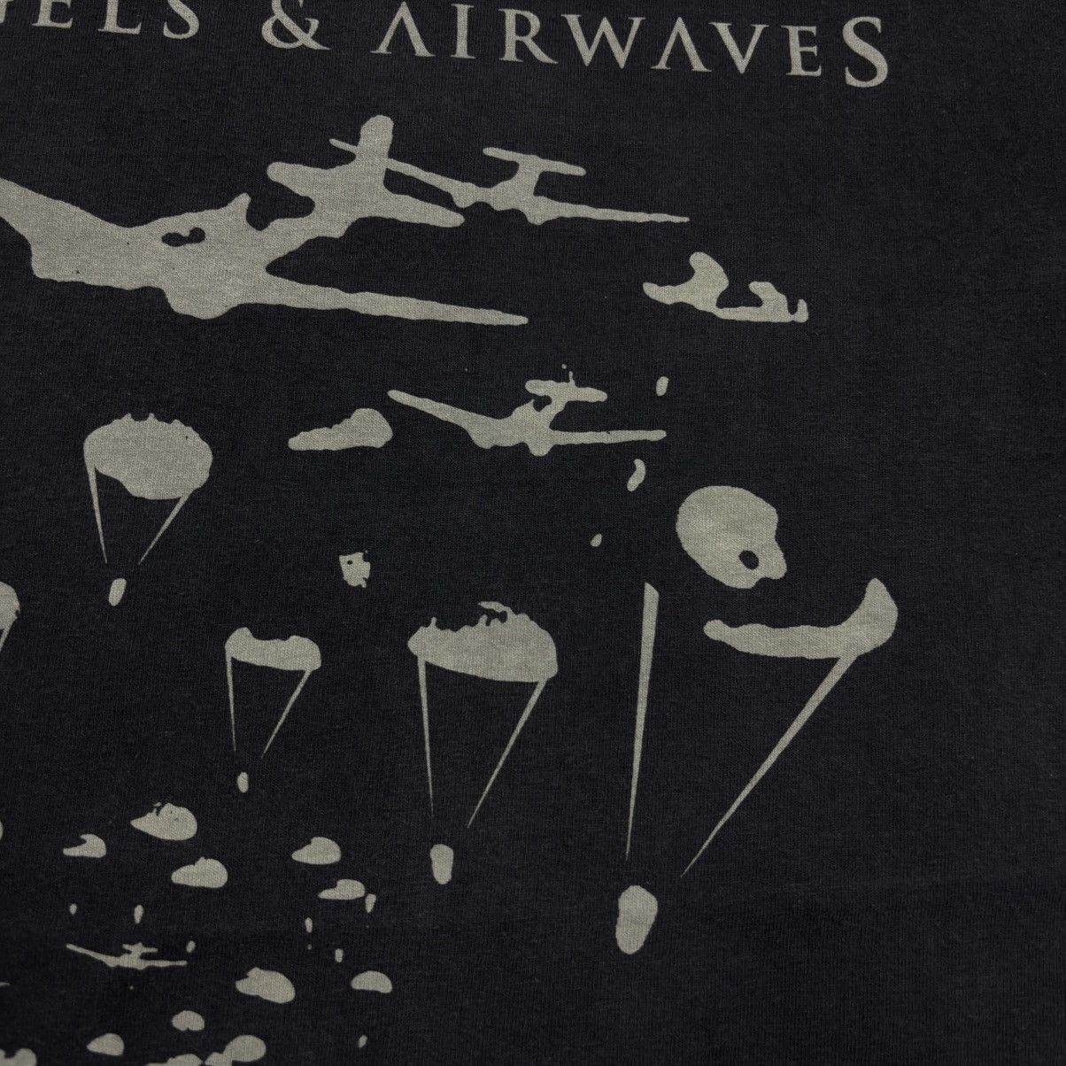 Band Tees Original Angels & Airwaves - WWII Paratroopers 00’s Size US M / EU 48-50 / 2 - 4 Thumbnail