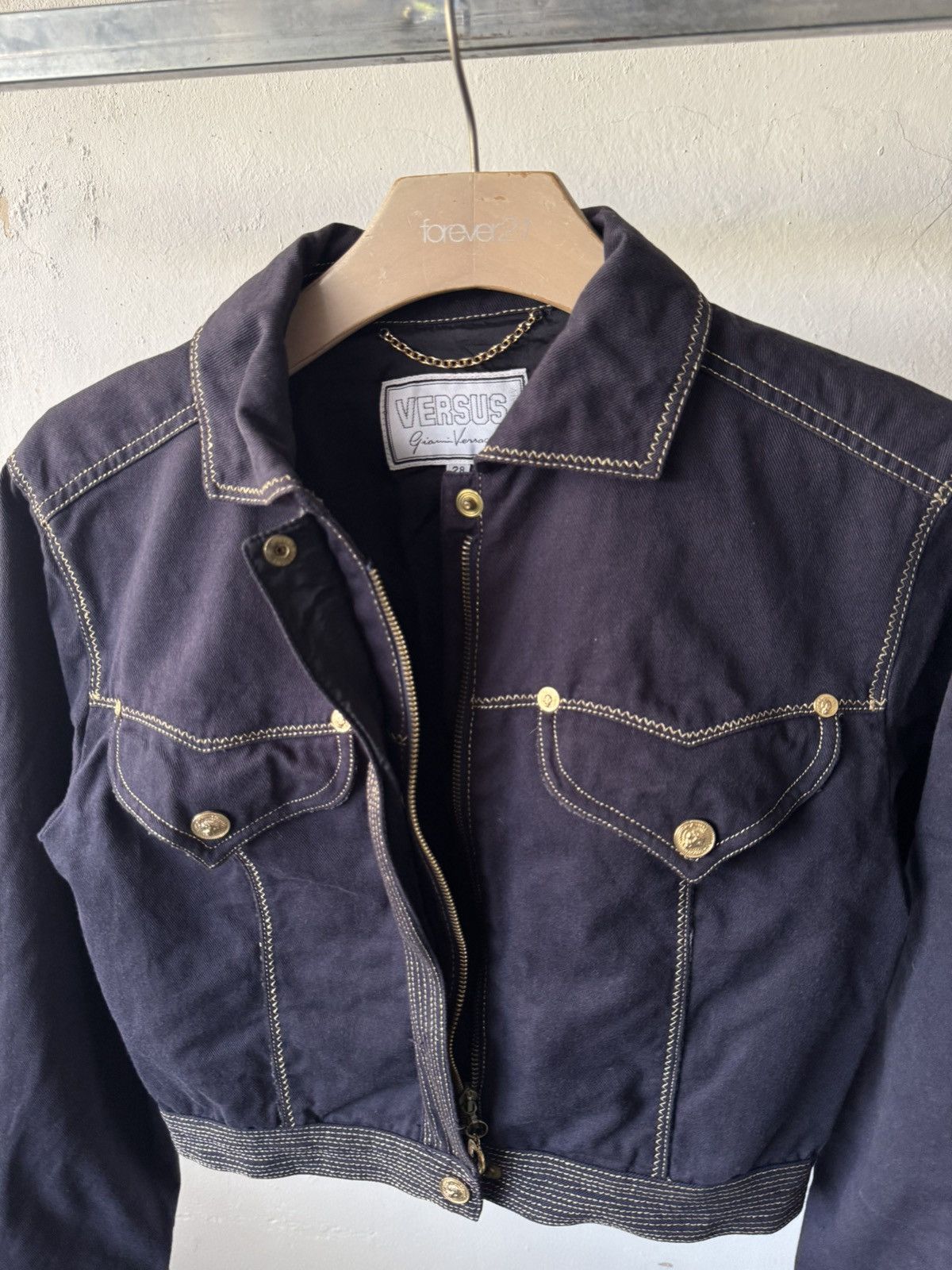 Versus Versace S/S 1992 Versus Gianni Versace Archive Crop Denim Jacket Size XS / US 0-2 / IT 36-38 - 11 Thumbnail