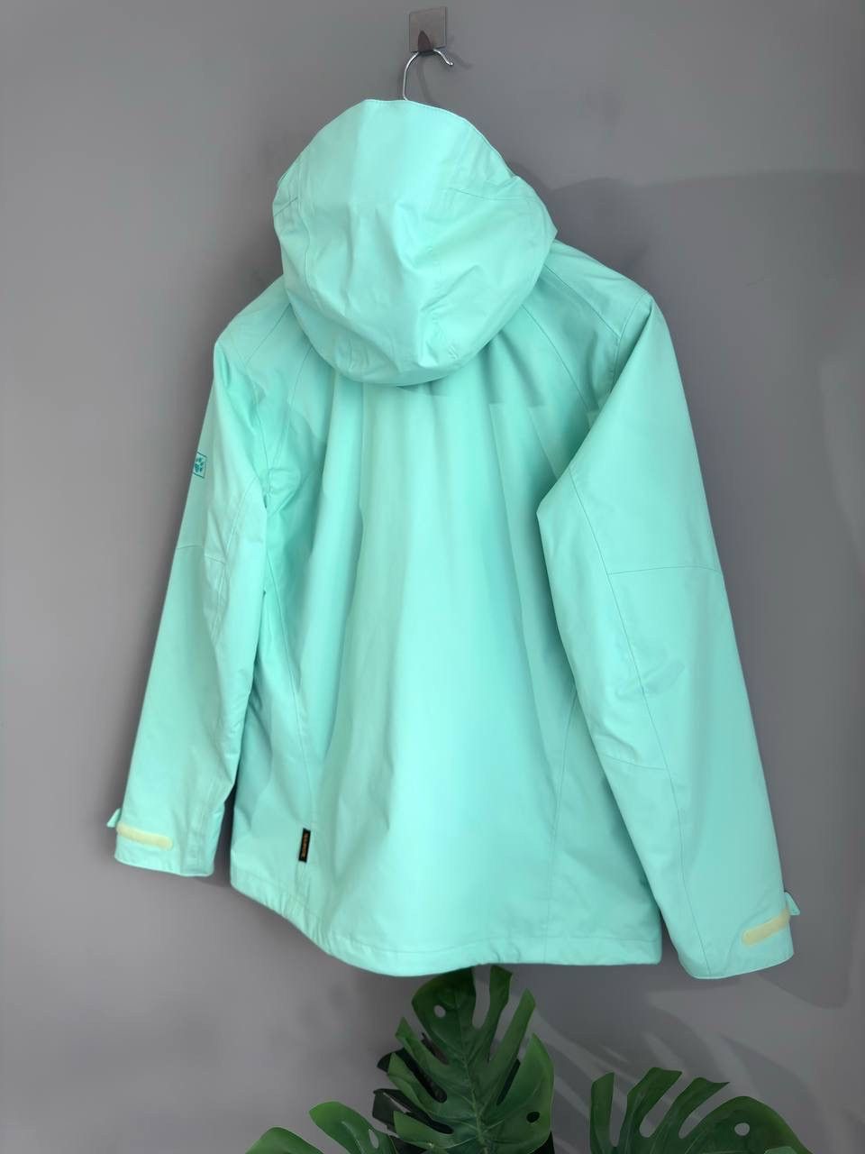Jack Wolfskin Jack Wolfskin The Esmeraldas Women Waterproof Outdoor Jacket Size US M / EU 48-50 / 2 - 12 Thumbnail