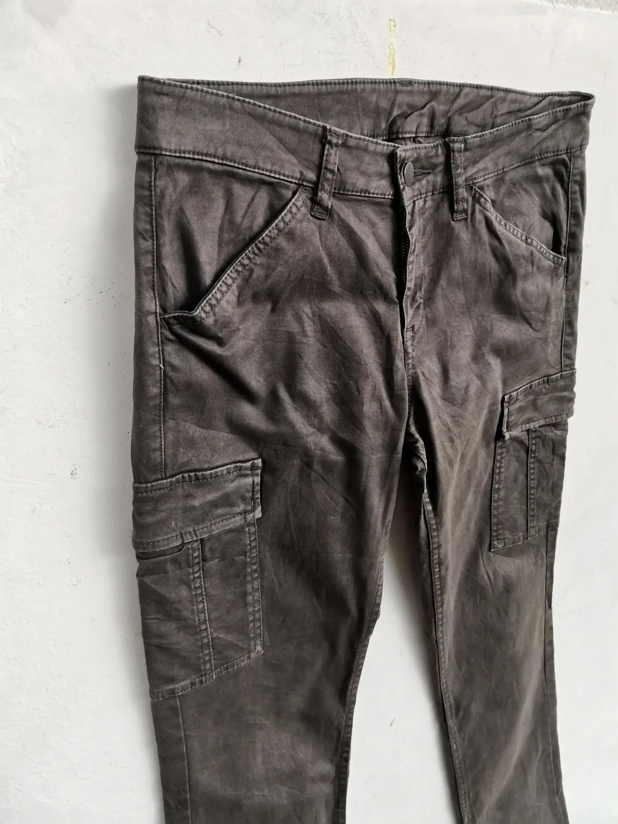 Japanese Brand × Uniqlo Rare!!! Uniqlo Tactical Cargo Multipocket Pants Size US 30 / EU 46 - 8 Thumbnail