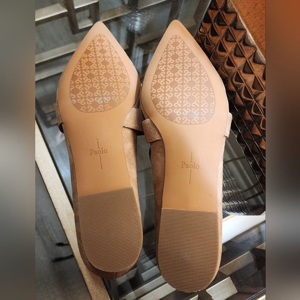 Other NWOT Linea Paolo Mylene Studded Pointed Toe Flats Size US 12 / IT 42 - 9 Thumbnail