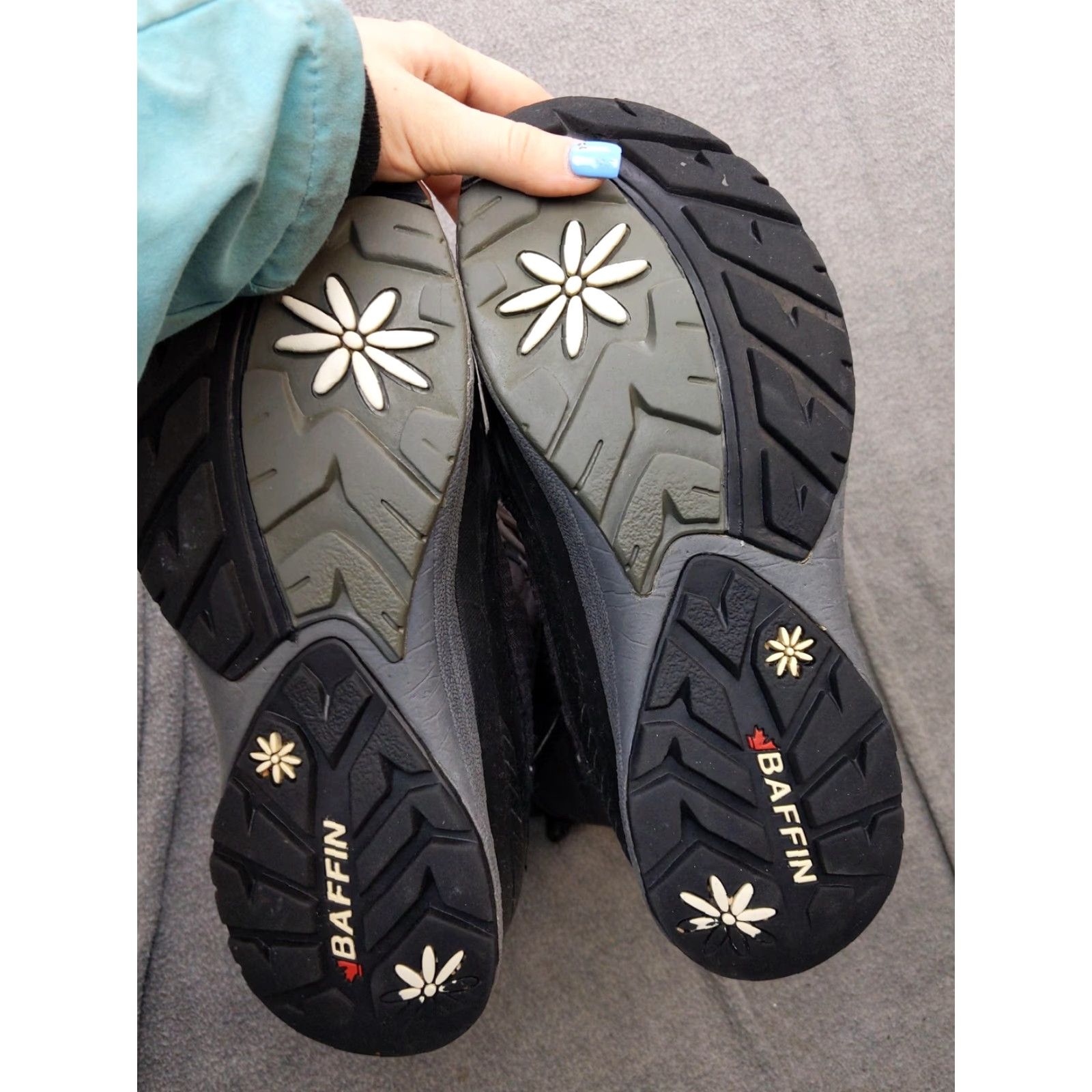 Vintage Baffin Snogoose Snow Boots Womens Mid-Calf Lace Up Gray Nylon Winter 7 UK5 EU37 Women's Boots 7 Size US 7 / IT 37 - 5 Thumbnail
