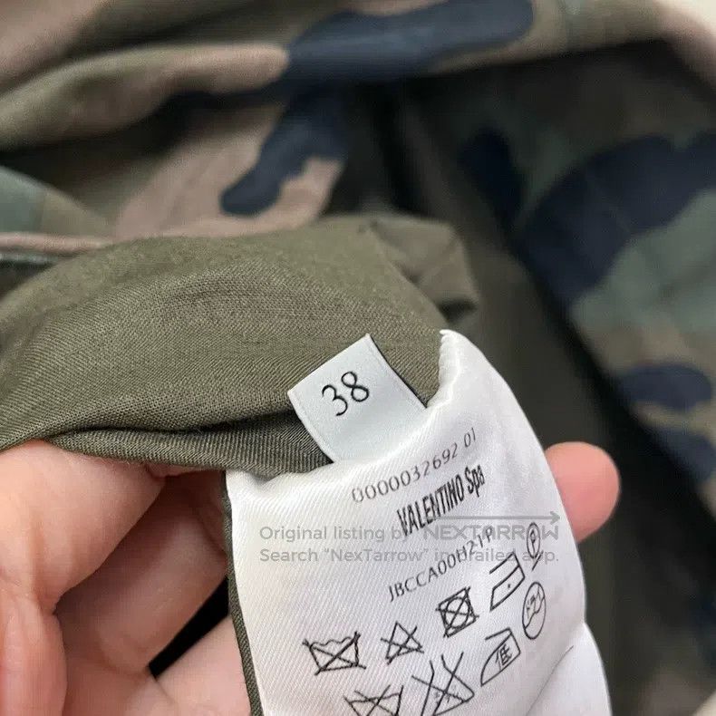 Valentino Valentino Camouflage diamond-encrusted hooded jacket Size US S / EU 44-46 / 1 - 6 Thumbnail