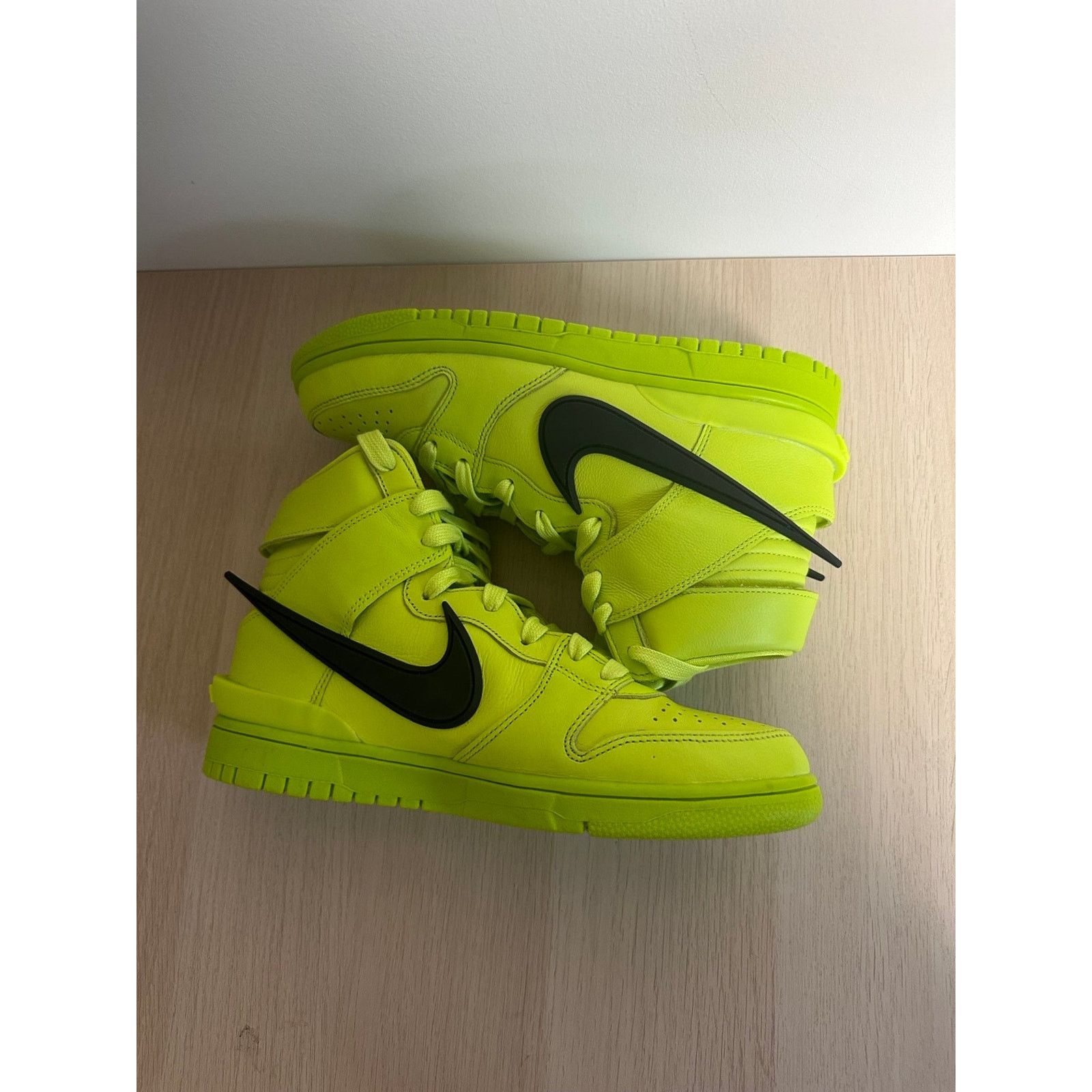 Nike Nike x AMBUSH Dunk High Flash Lime Size 9W - LIKE NEW Size US 9 / IT 39 - 6 Thumbnail