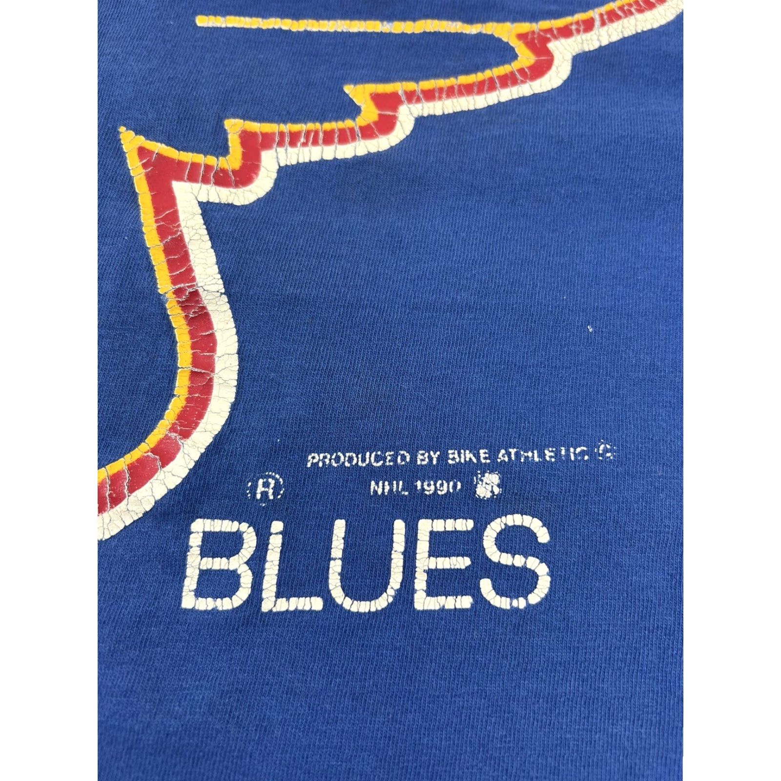 NHL VINTAGE 1990s Distressed Bike NHL St. Louis Blues Hockey Big Logo T-Shirt XL Mens Blue Size US XL / EU 56 / 4 - 3 Thumbnail