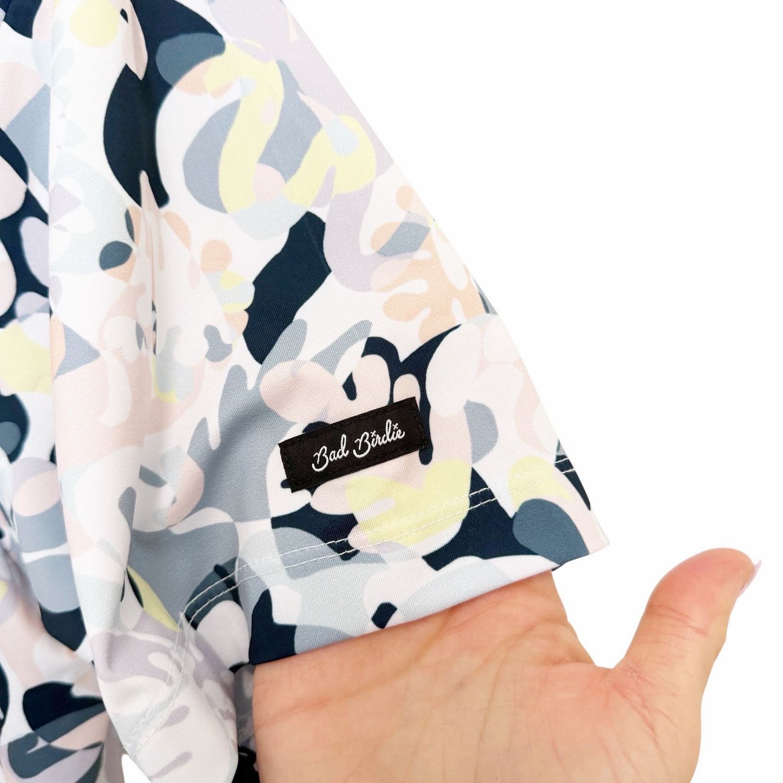 Other Bad Birdie Savannah Swing Abstract Floral Golf Polo Sz M Size US M / EU 48-50 / 2 - 5 Thumbnail