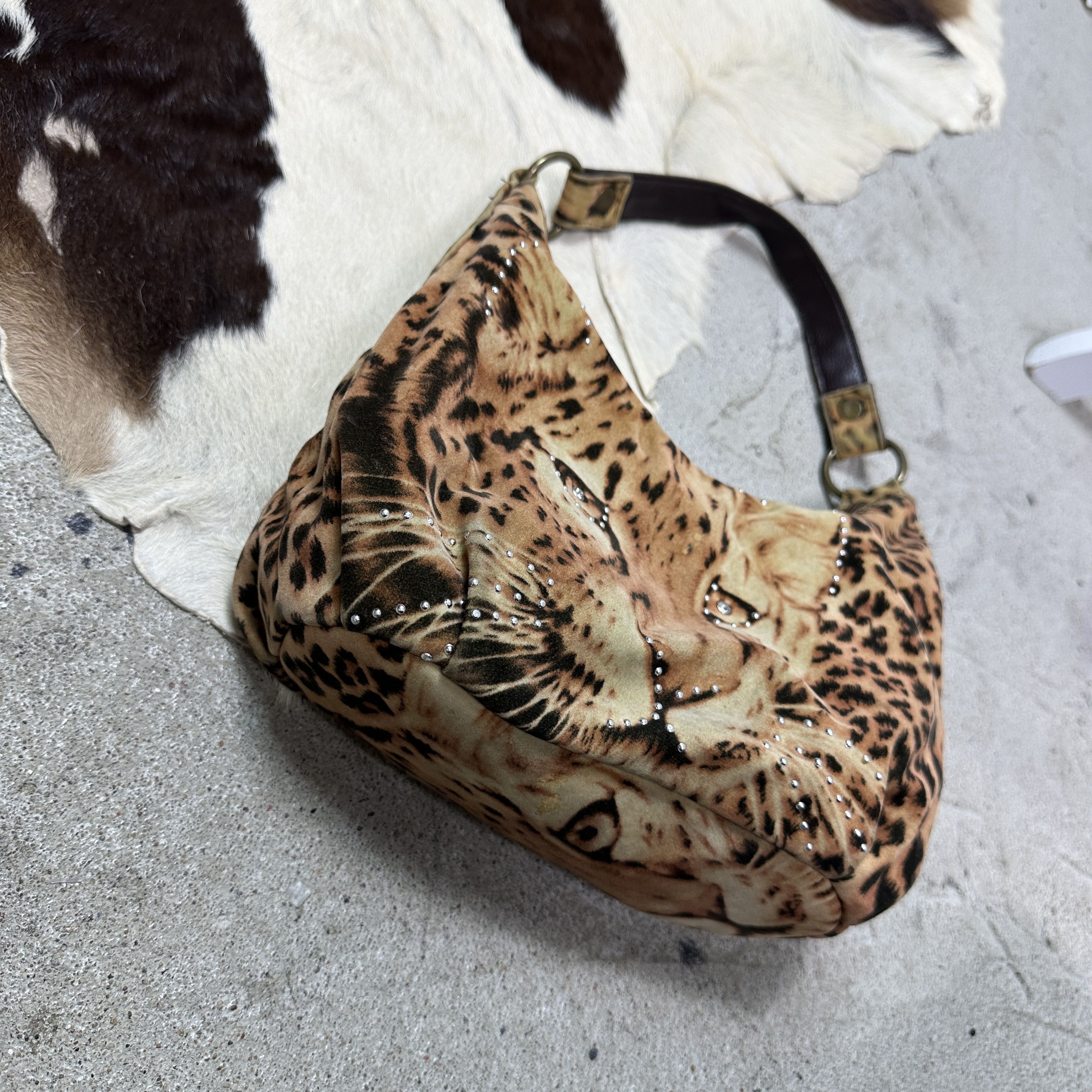 Vintage Vintage Avant Garde Mini Cheetah Hobo Bag Y2K Size ONE SIZE - 3 Thumbnail