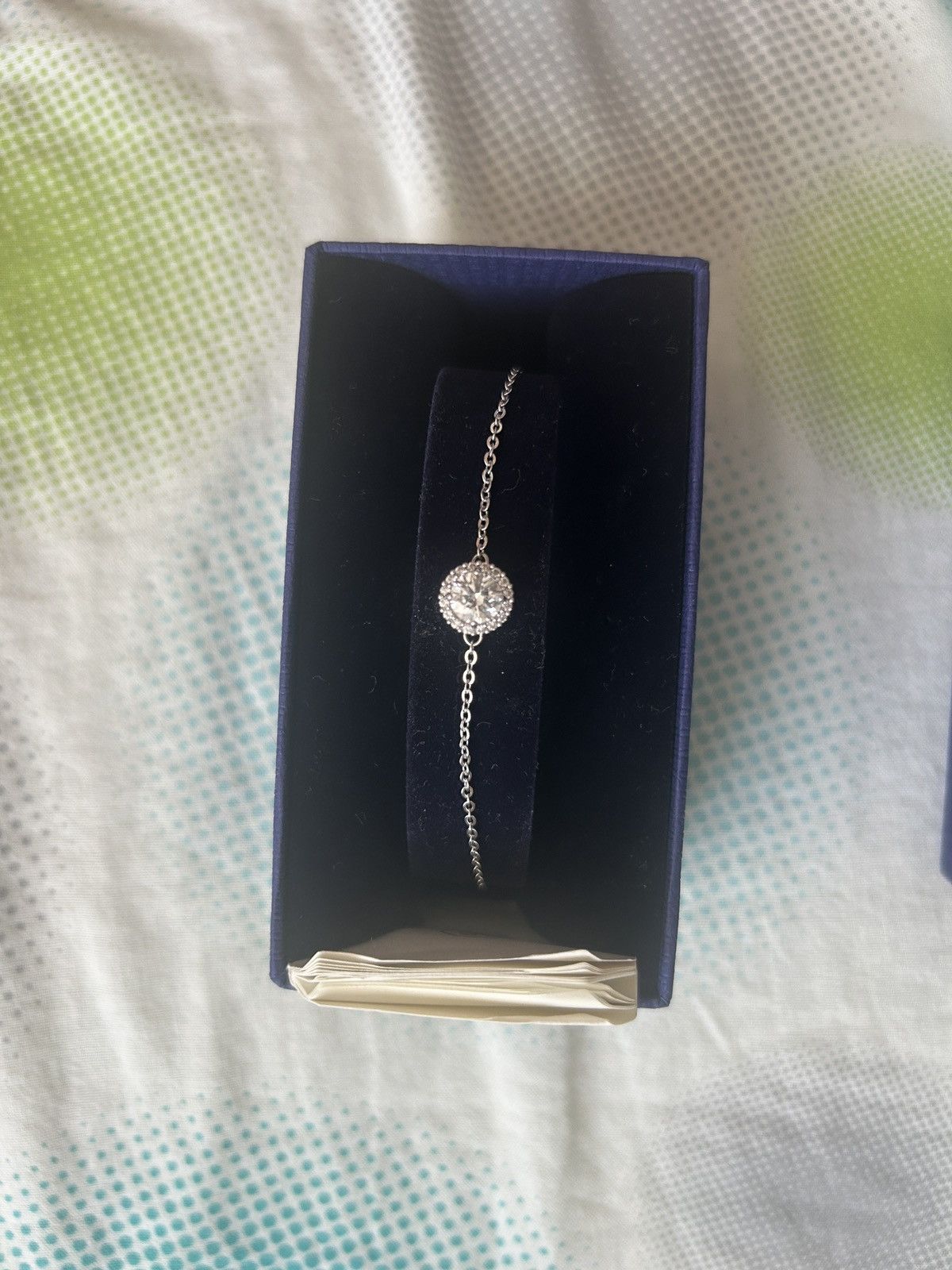 Swarovski new bracelet Size ONE SIZE - 1 Thumbnail
