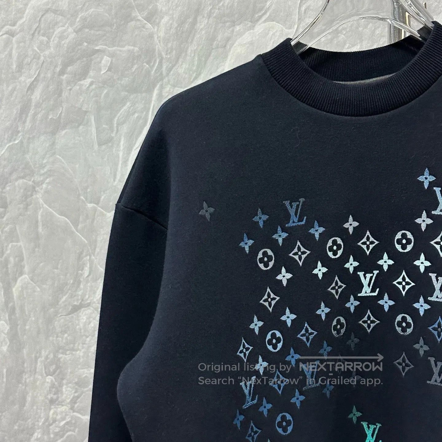 Louis Vuitton louis vuitton embroidered crewneck sweatshirt. Size US S / EU 44-46 / 1 - 4 Thumbnail