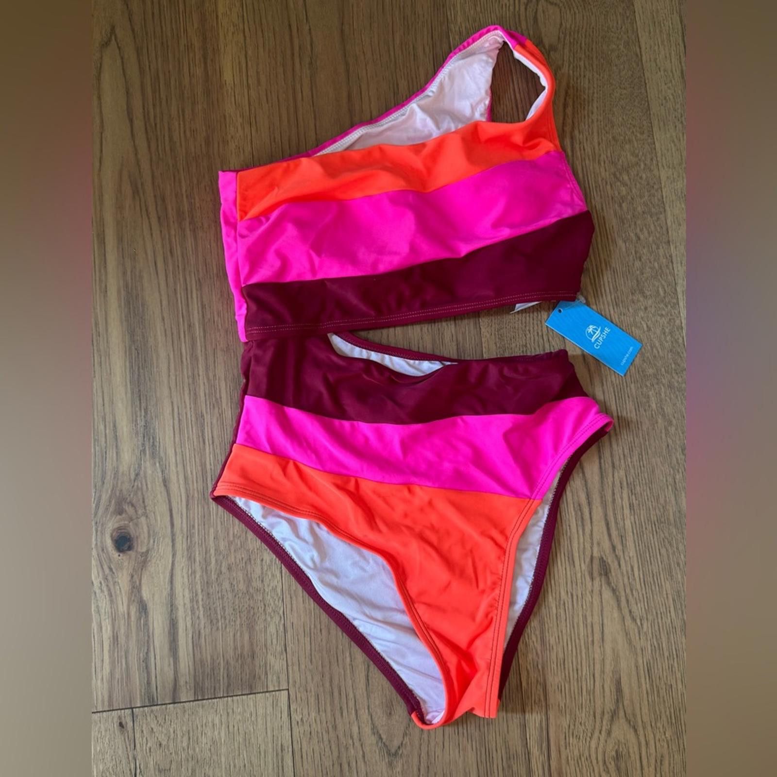 Other NWT Cupshe Small Pink and Red Swimsuit Size ONE SIZE - 1 Thumbnail