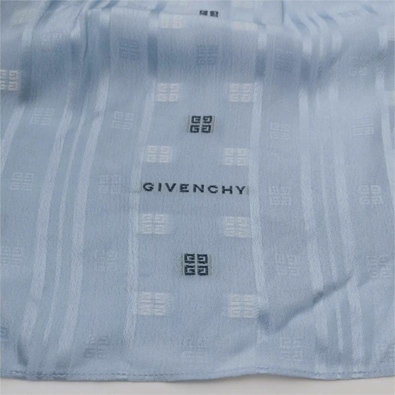 Givenchy Givenchy Shorts (Brand New Authentic, Made in Italy) Size US 38 / EU 54 - 3 Thumbnail