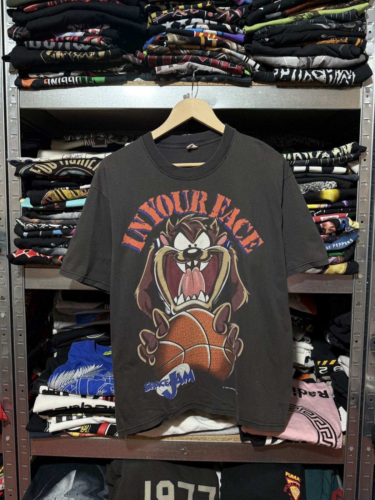 Vintage Vintage 1997 Space Jam Looney Tunes Warner Bros T-Shirt Y2K Size US XL / EU 56 / 4 - 1 Thumbnail