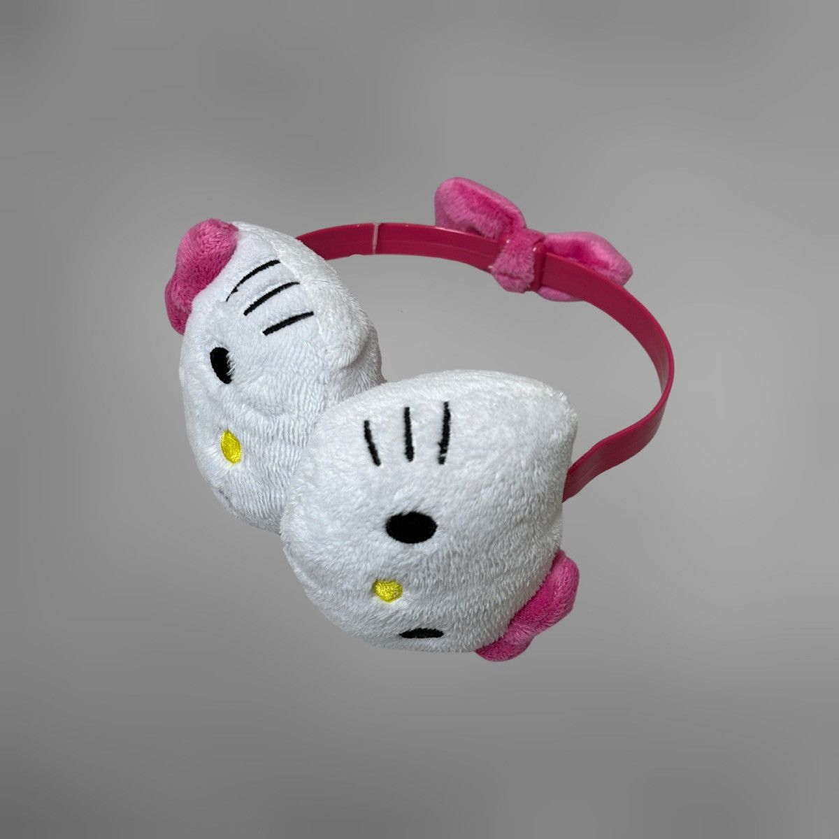 Cartoon Network Hello kitty warm headphones y2k Size ONE SIZE - 1 Thumbnail