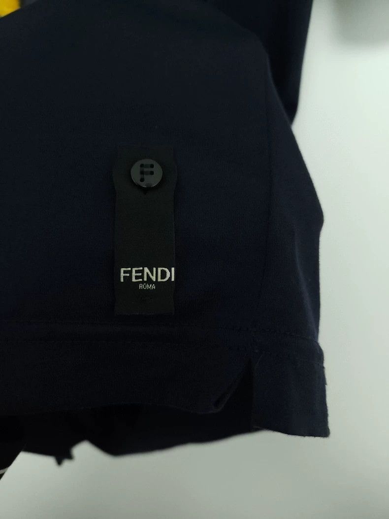 Fendi Fendi Fox Fur Short Sleeve Tee Size US S / EU 44-46 / 1 - 6 Thumbnail