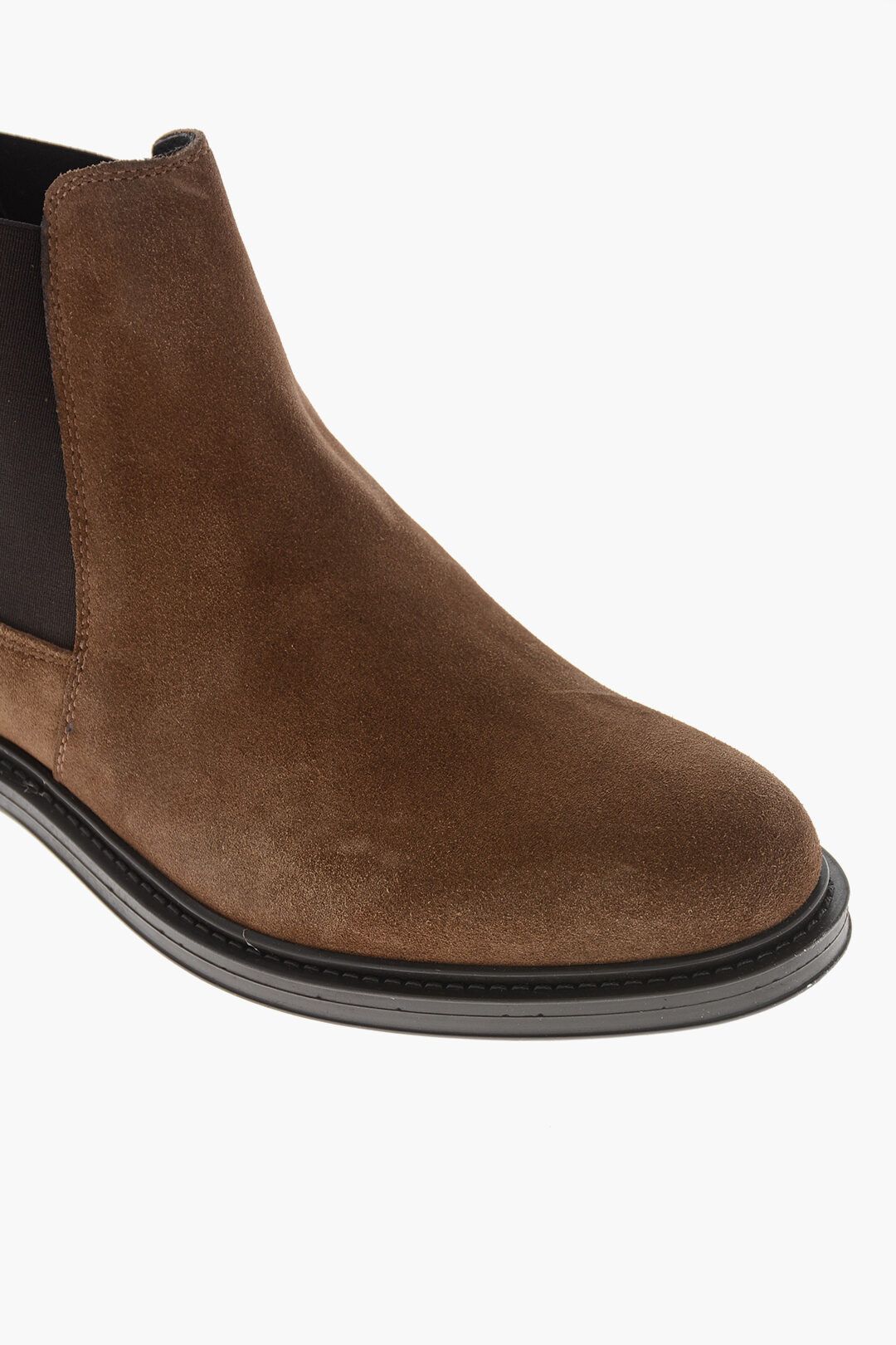 og1mm0226 Suede Chelsea Boots in Brown