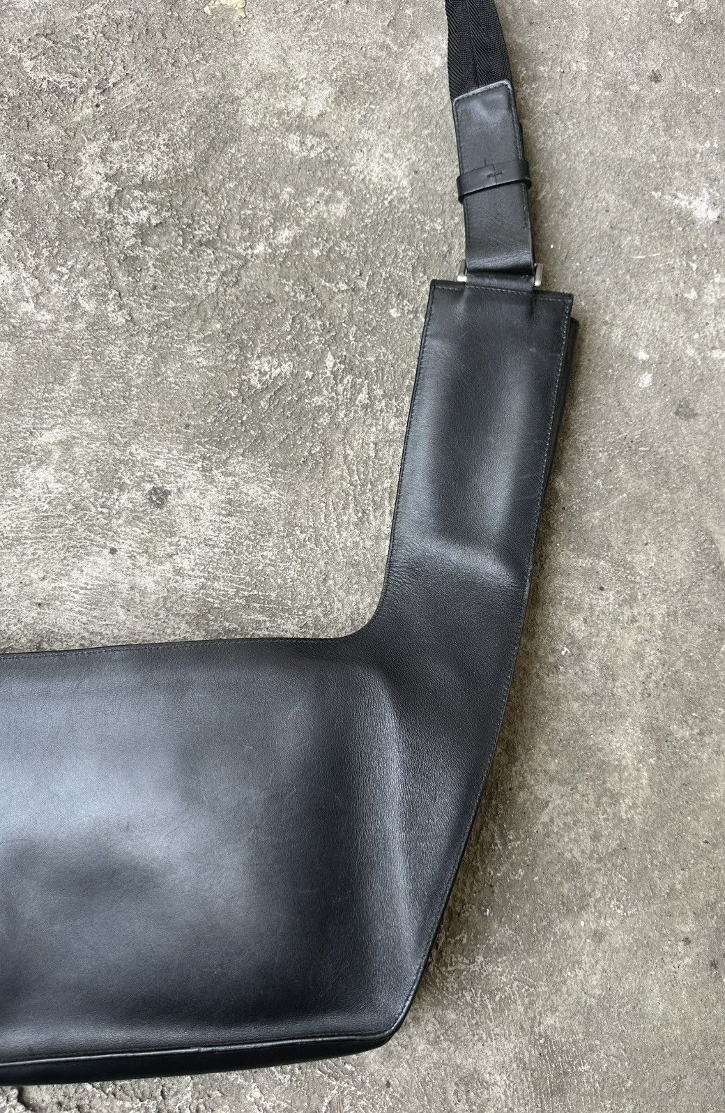 Prada Prada - Archive S/S1999 Holster Crossbody Leather Bag Black Size ONE SIZE - 10 Thumbnail