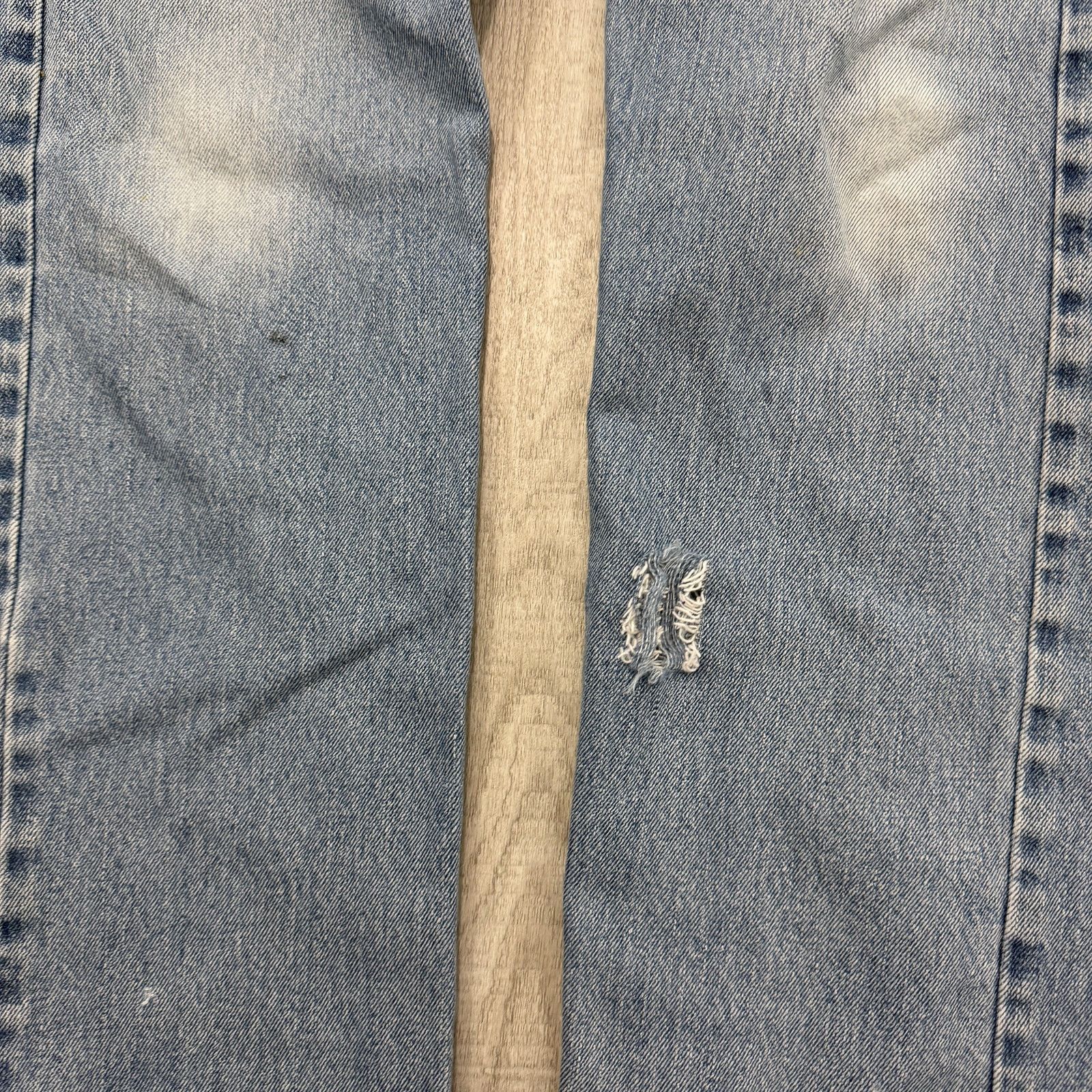 Vintage Vintage Levis 505 Jeans Men's 34x32 Blue Denim Regular Fit Size US 34 / EU 50 - 4 Thumbnail