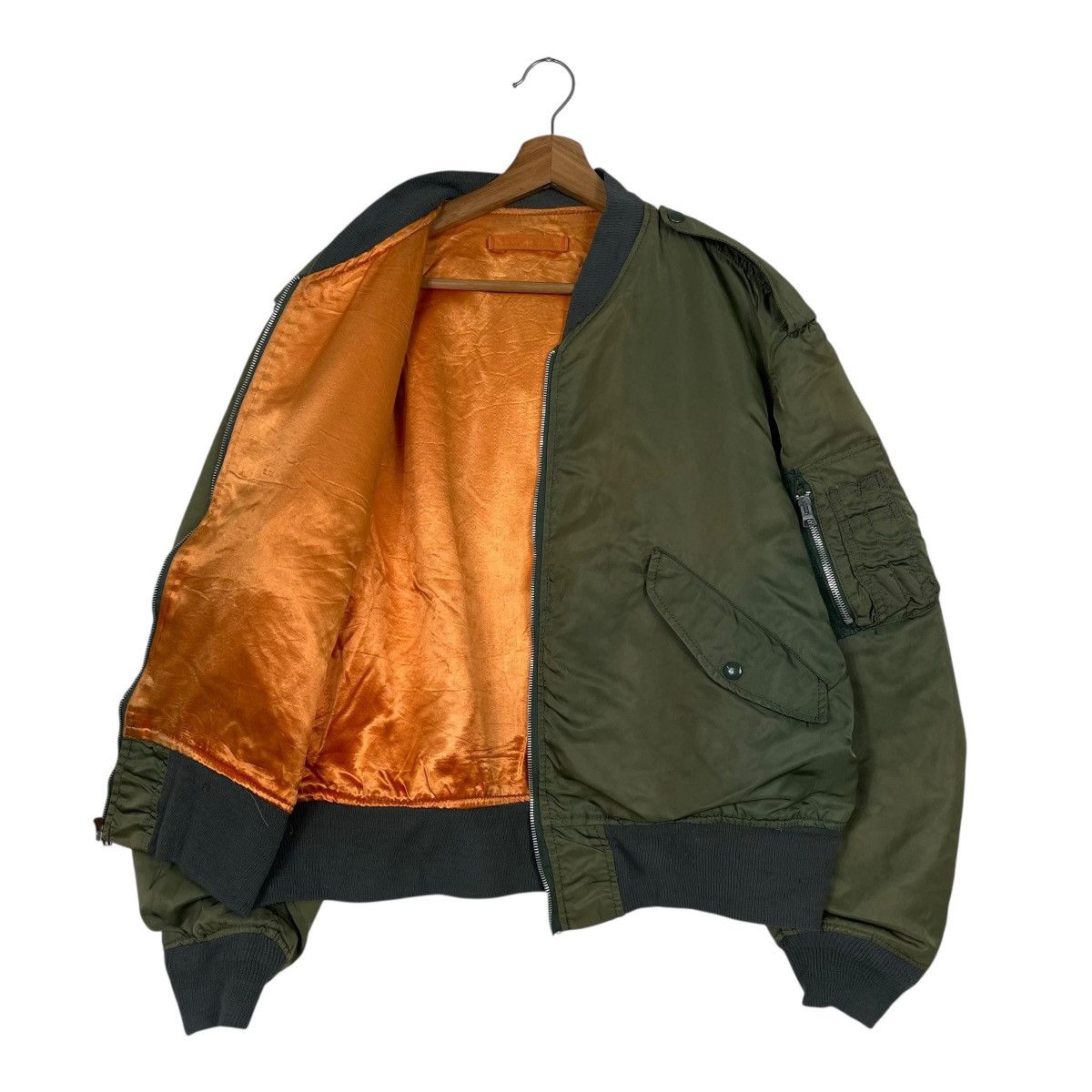 Alpha Industries Vintage 70S Alpha Industries USAF L-2B Flight Jacket Size US L / EU 52-54 / 3 - 9 Thumbnail
