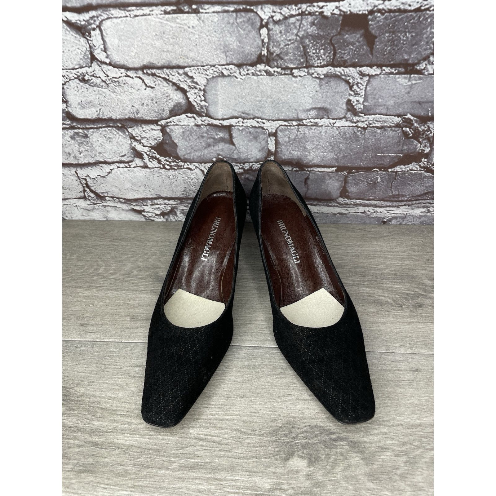Bruno Magli Bruno Magli Vero Cuoio Black Suede Leather Diamond VTG Heels Size US 7 / IT 37 - 22 Thumbnail