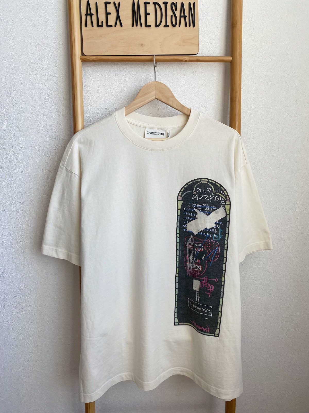 H&M × Jean-Michel Basquiat × Who Decides War WHO DECIDES WAR x BASQUIAT x H&M RELAXED FIT COTTON T-SHIRT Size US L / EU 52-54 / 3 - 5 Thumbnail