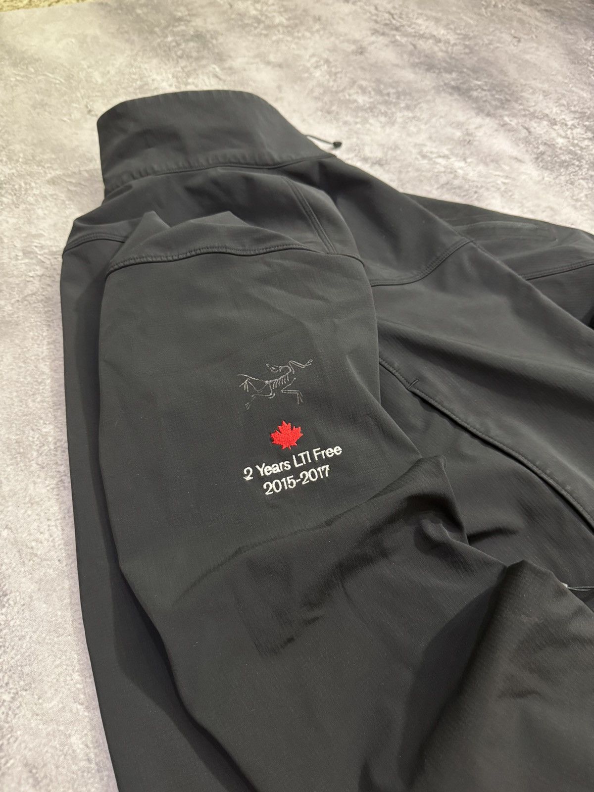 Arc'teryx × Vintage Arcteryx Softshell Black Jacket Size US M / EU 48-50 / 2 - 3 Thumbnail